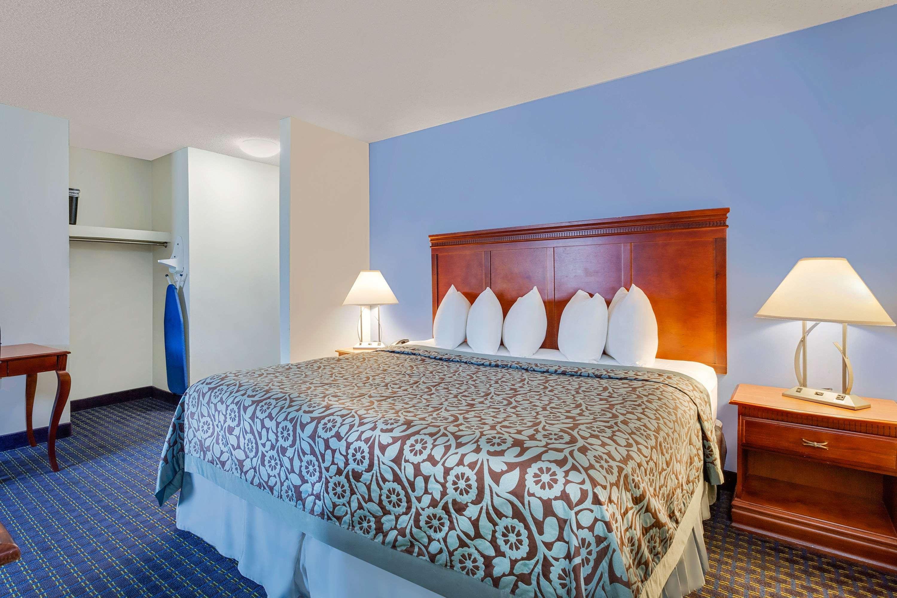 Days Inn Shrewsbury Worcester — photo 4