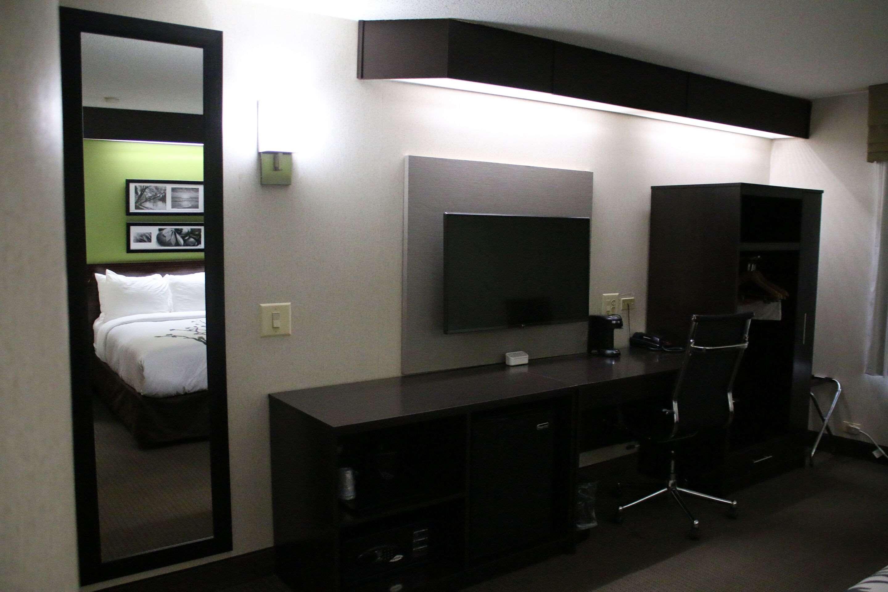 Sleep Inn near Great Lakes Naval Base — photo 5