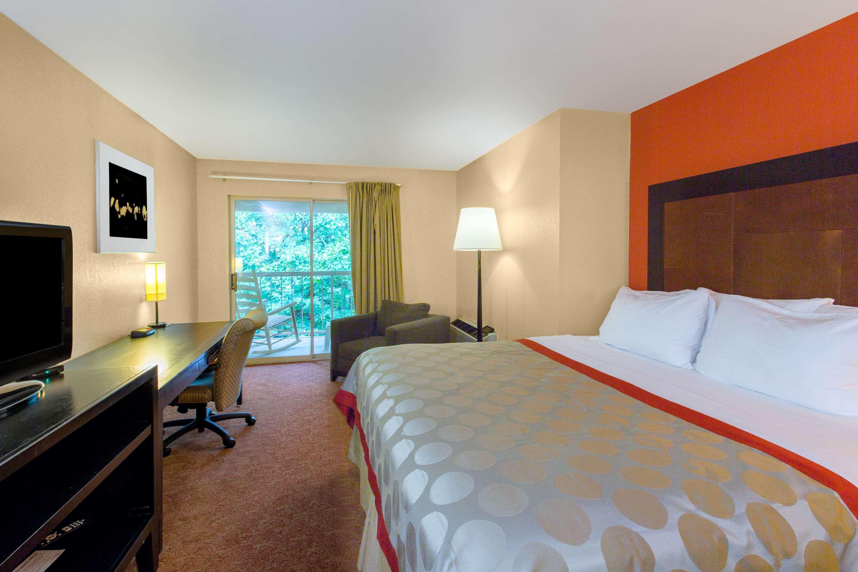 Ramada by Wyndham Maggie Valley — photo 4