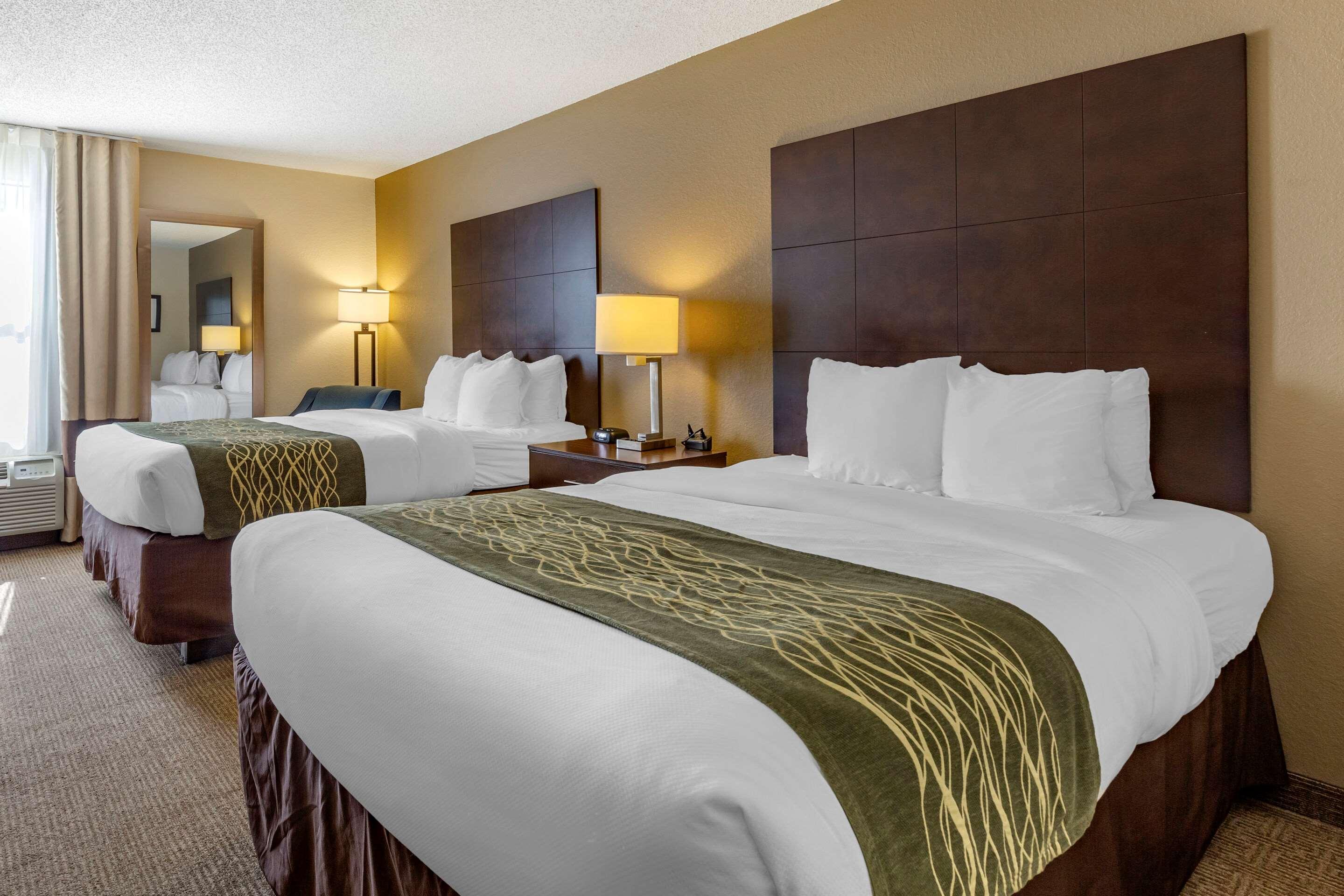 Comfort Inn Clinton — photo 5