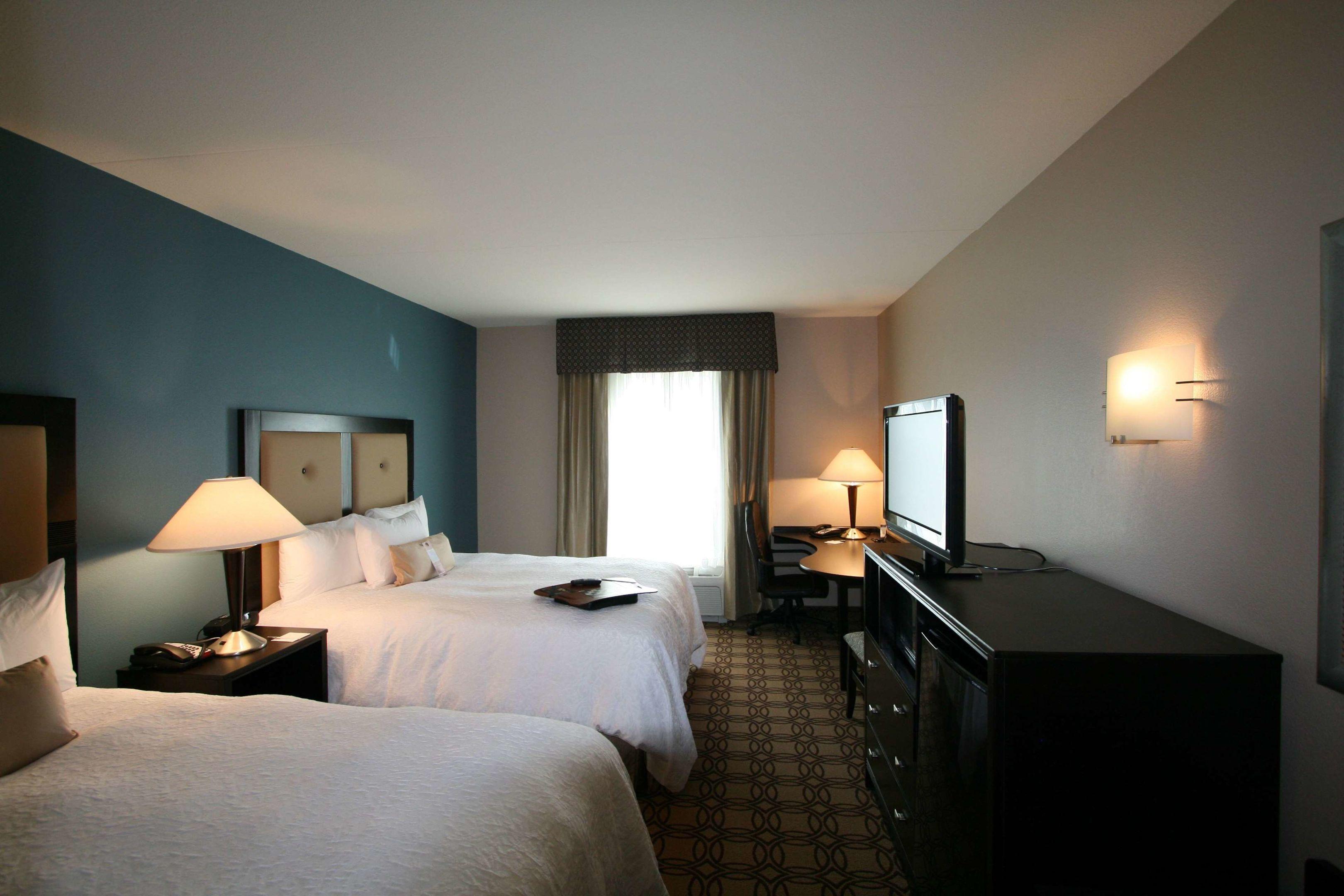 Hampton Inn & Suites Charlotte-Airport — photo 3