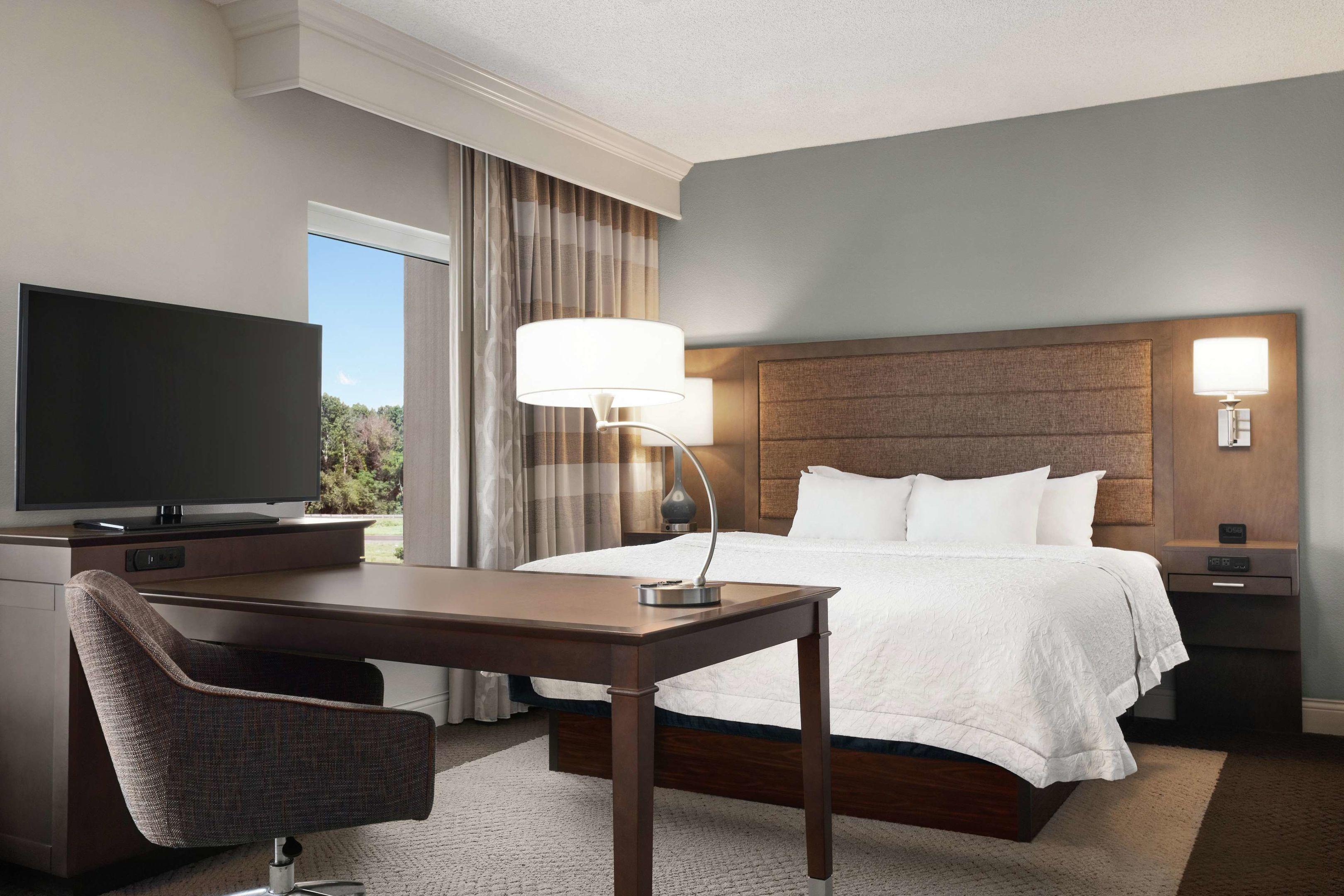 Hampton Inn & Suites Montgomery East Chase — photo 5