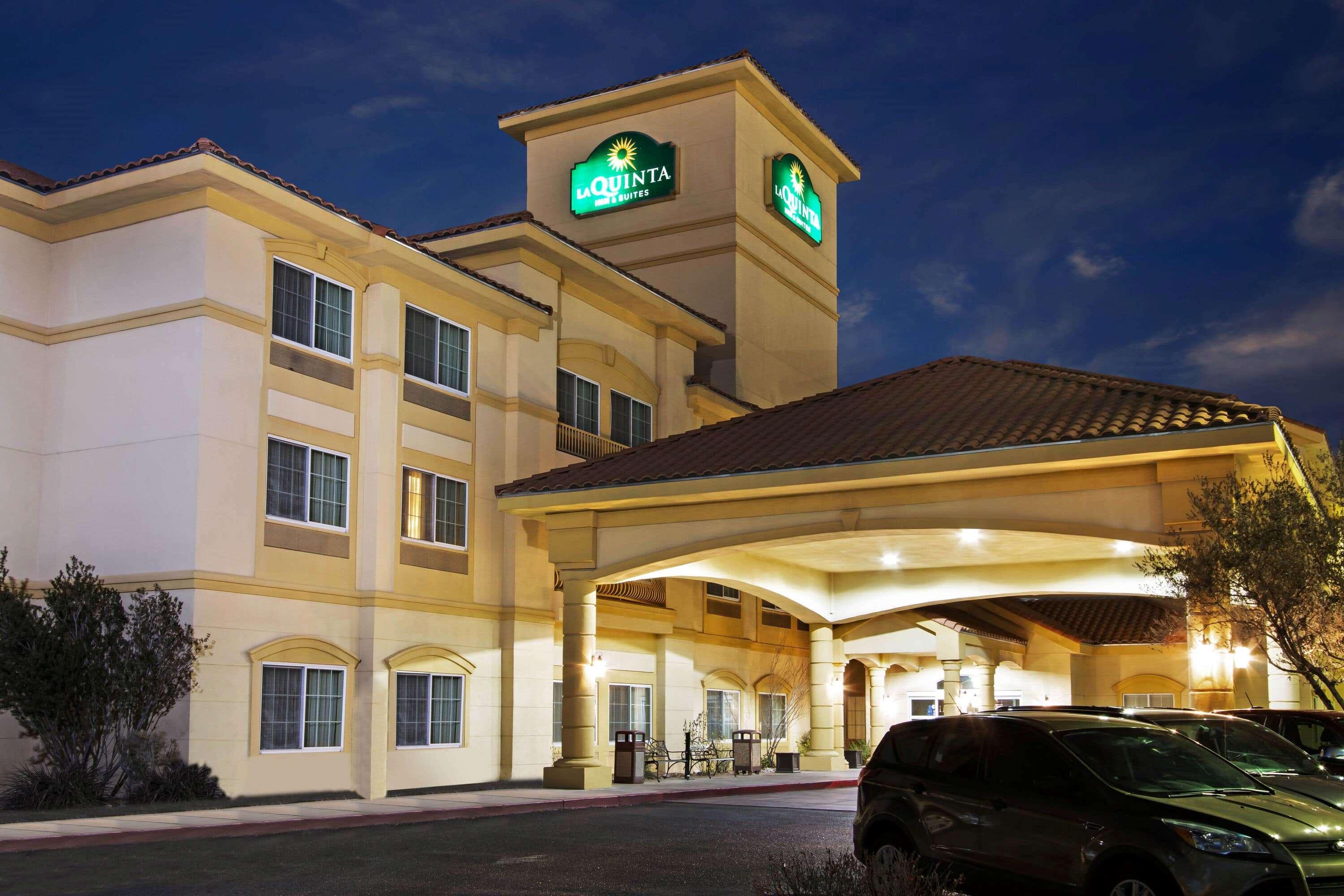 La Quinta Inn & Suites Albuquerque-Midtown/University — photo 5