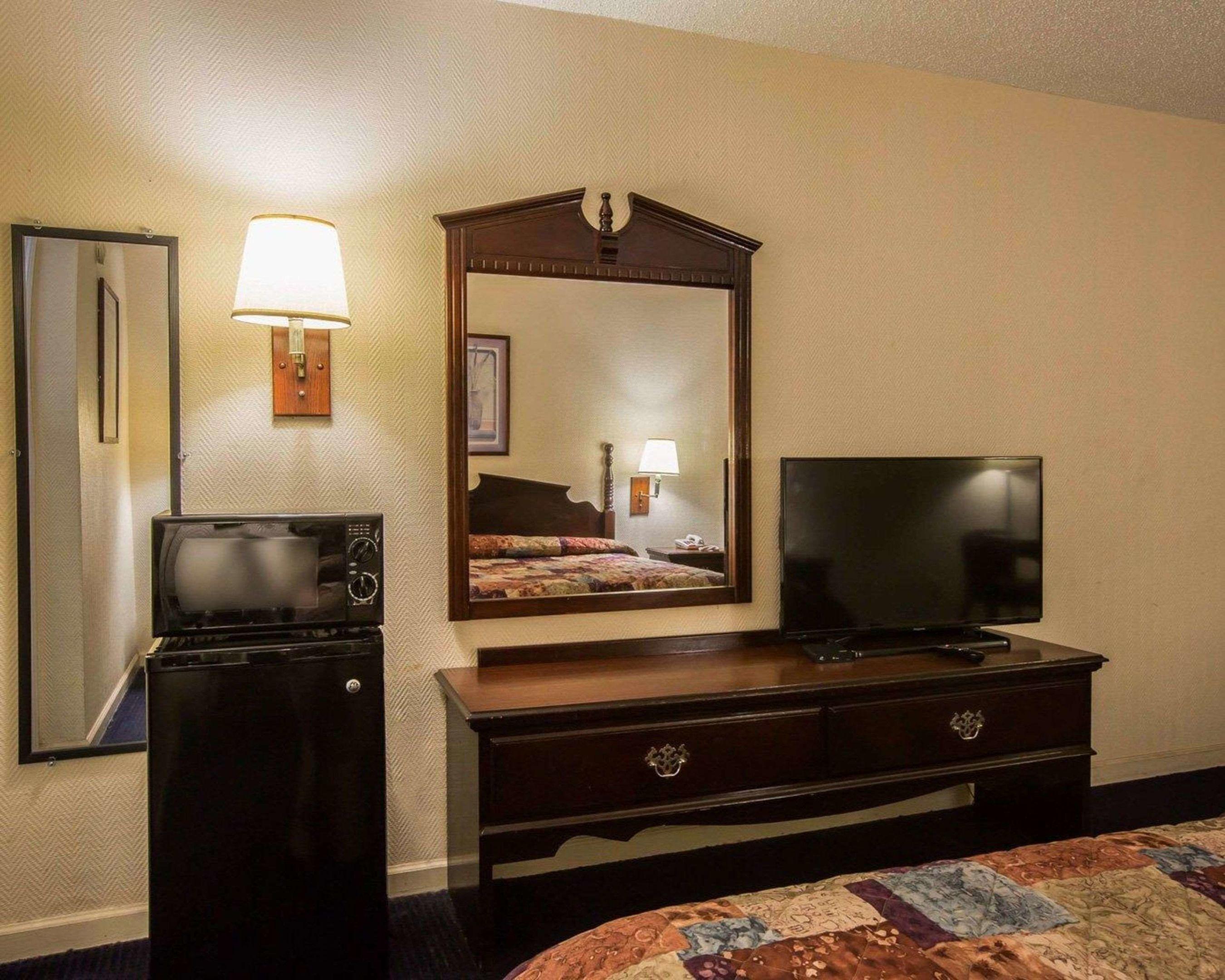 Rodeway Inn — photo 5
