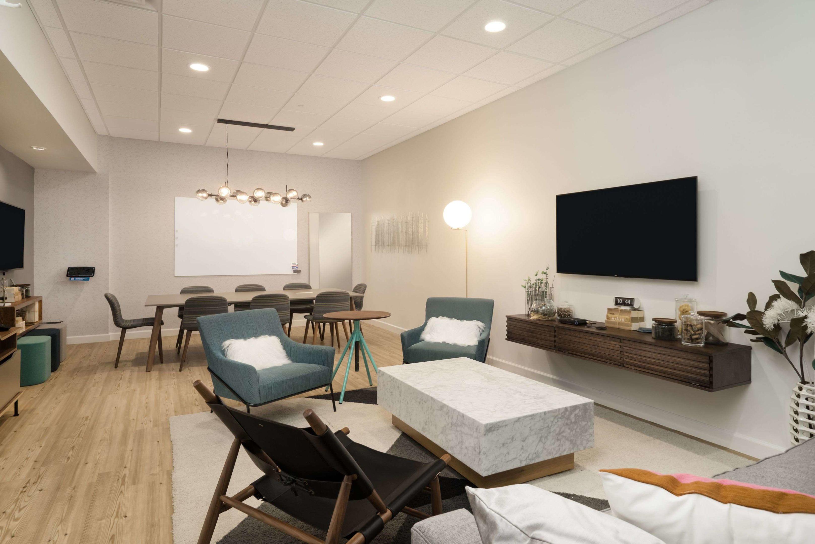 Sonesta Milwaukee West — photo 5