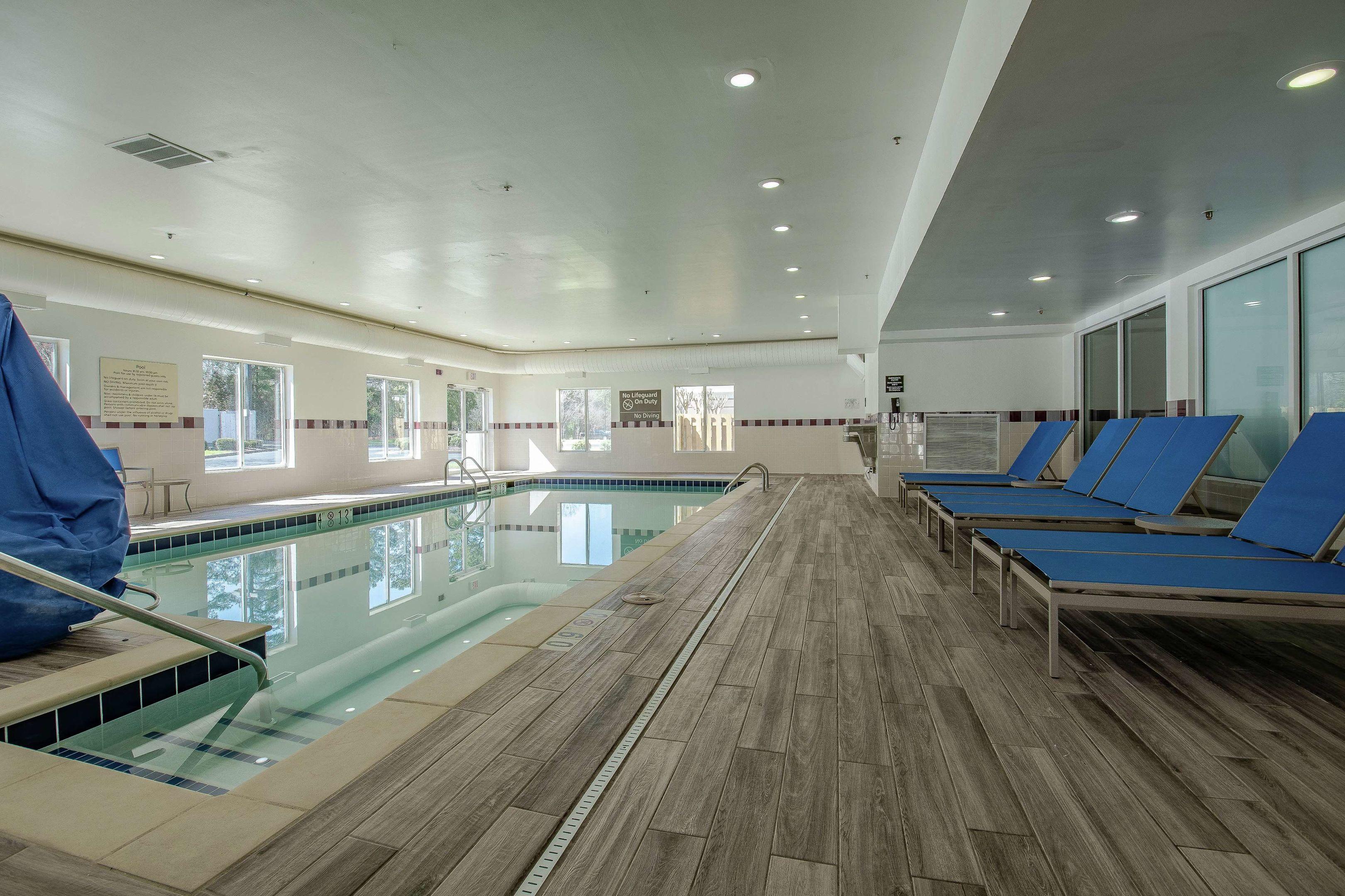 Hampton Inn & Suites Williamsburg/Richmond Rd. — photo 4