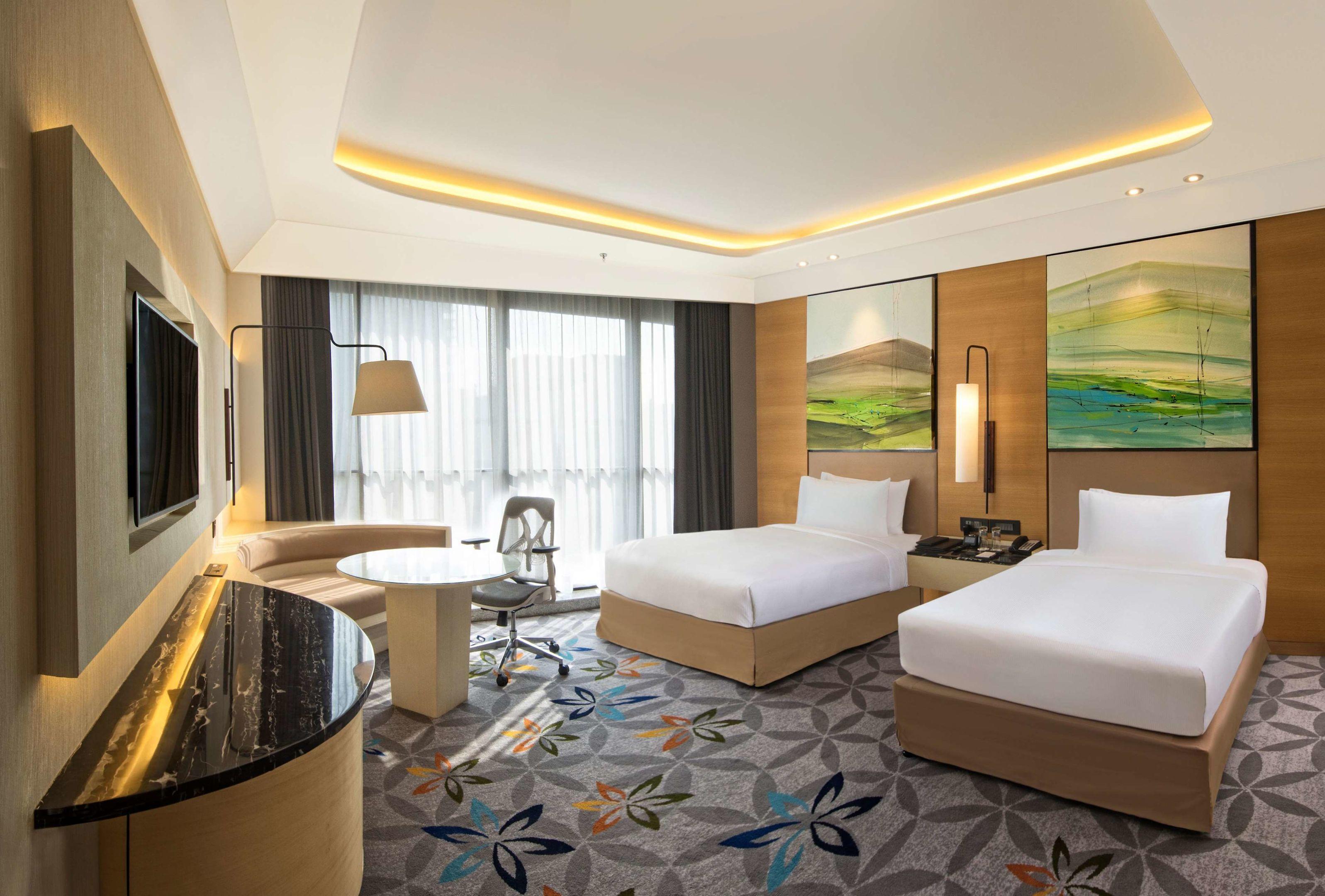 Doubletree By Hilton Ahmedabad — photo 4