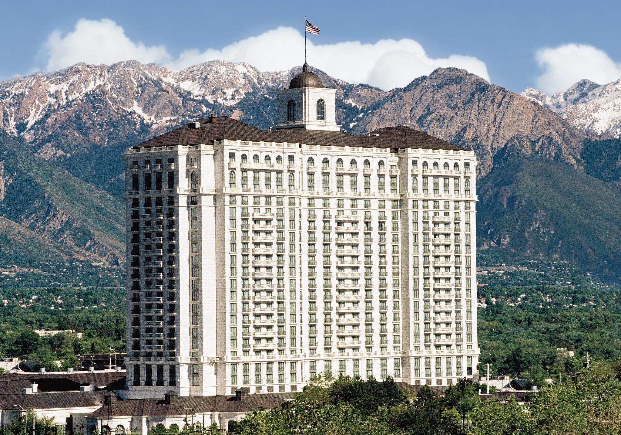 Grand America Hotel — photo 1
