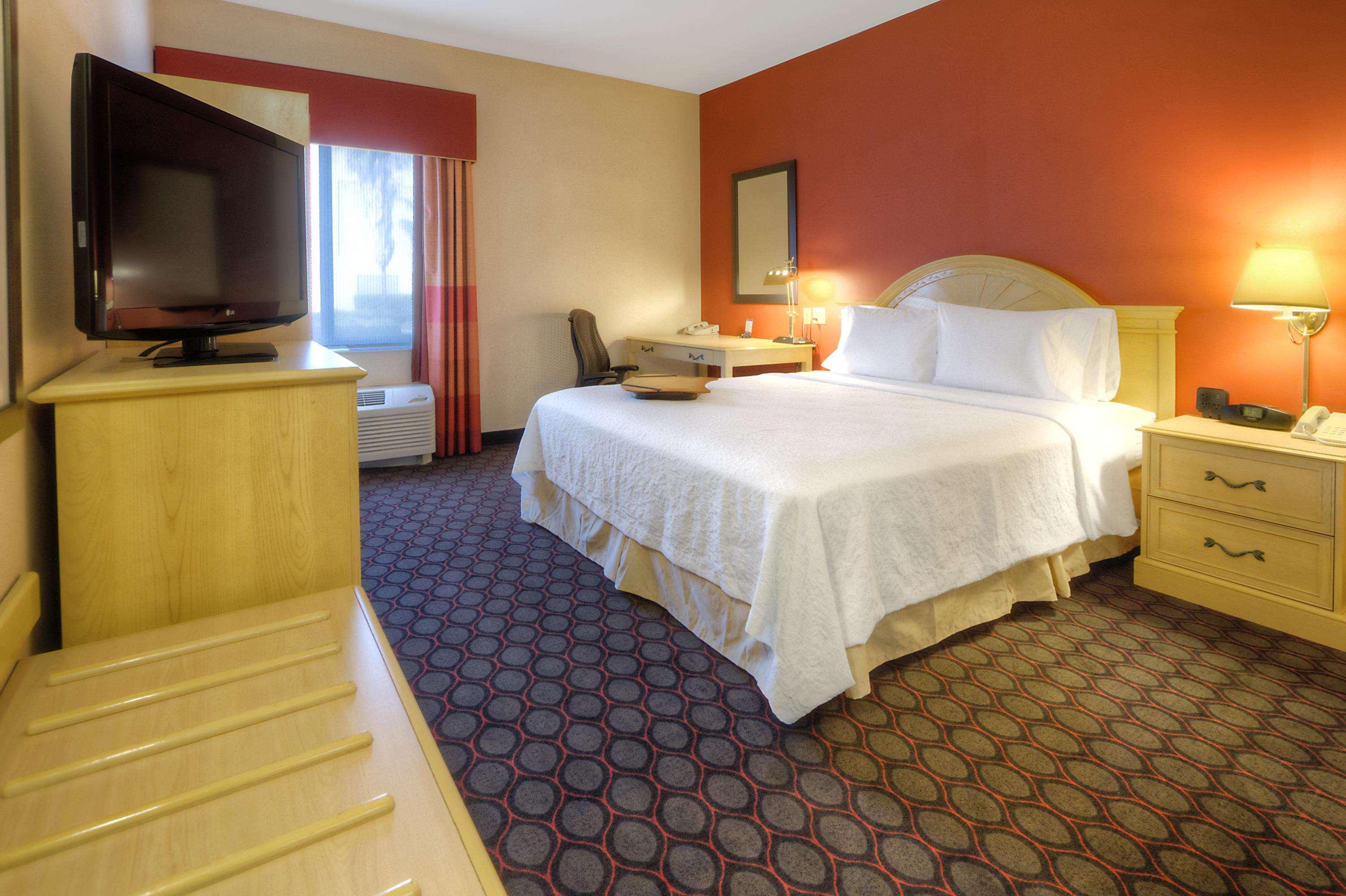 Hampton Inn Fremont — photo 4
