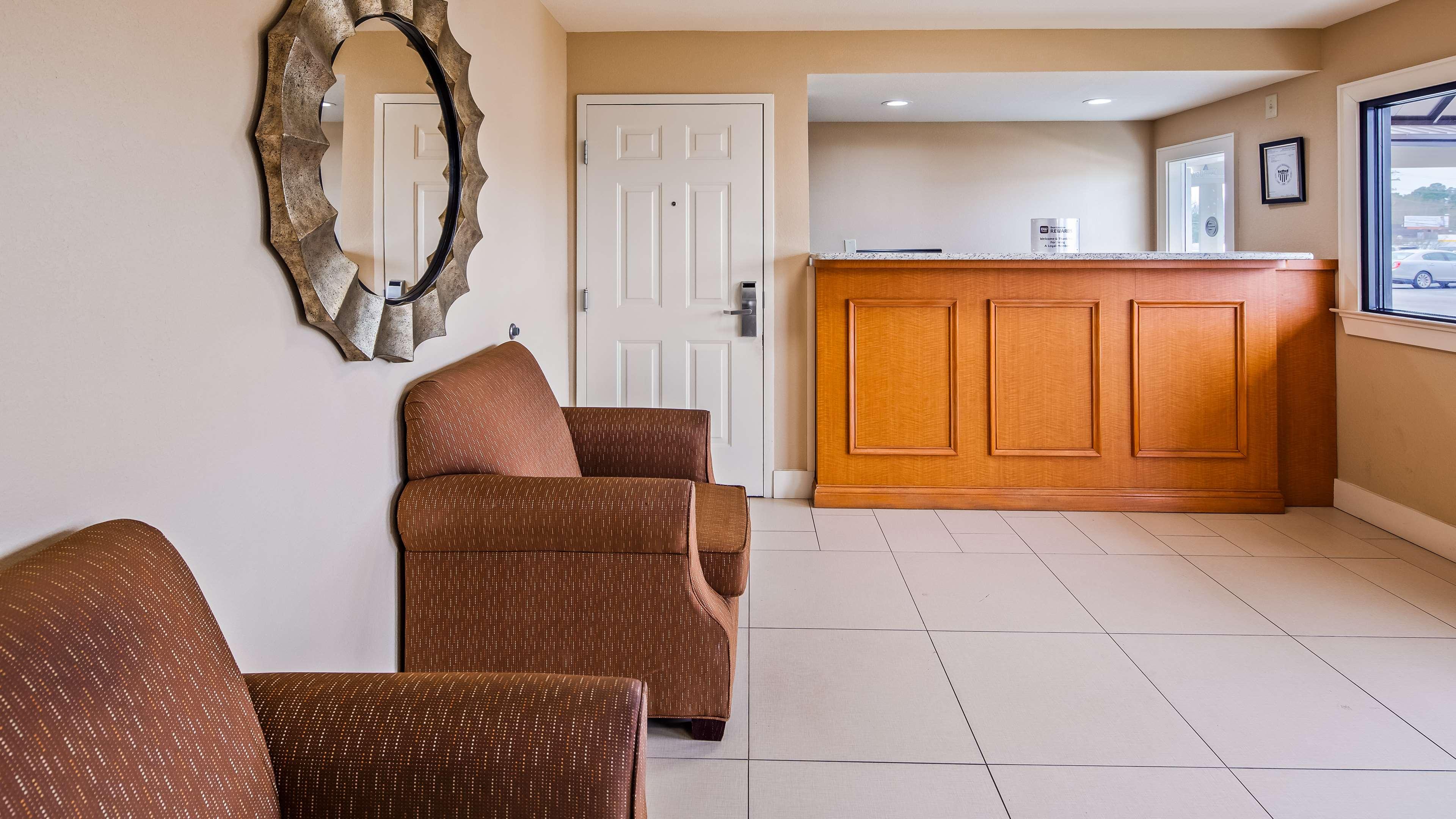 SureStay Hotel by Best Western Tupelo North — photo 3