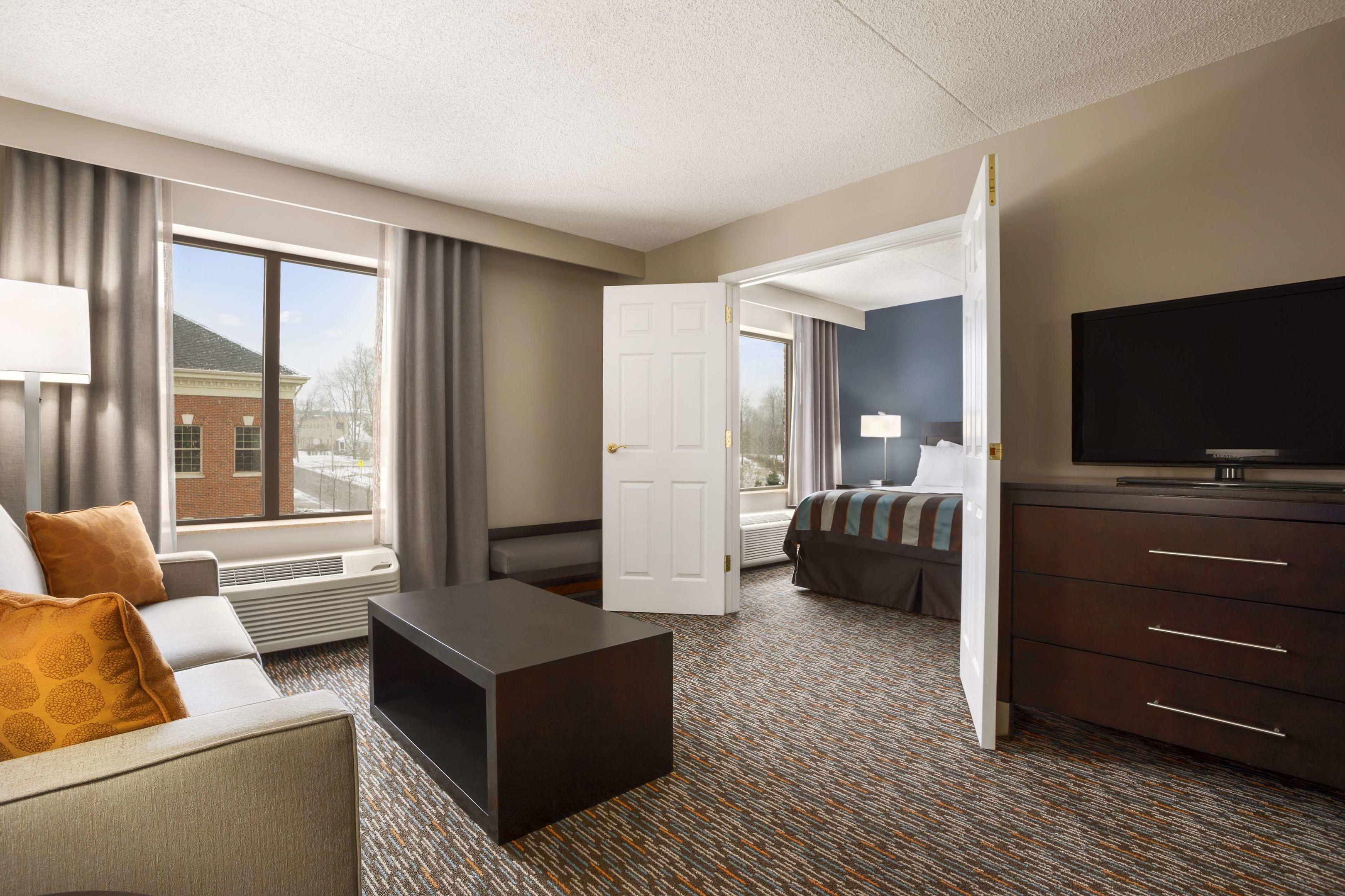 Wingate by Wyndham - Sylvania/Toledo — photo 4