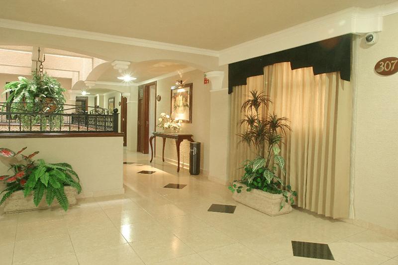 Casino Plaza — photo 3