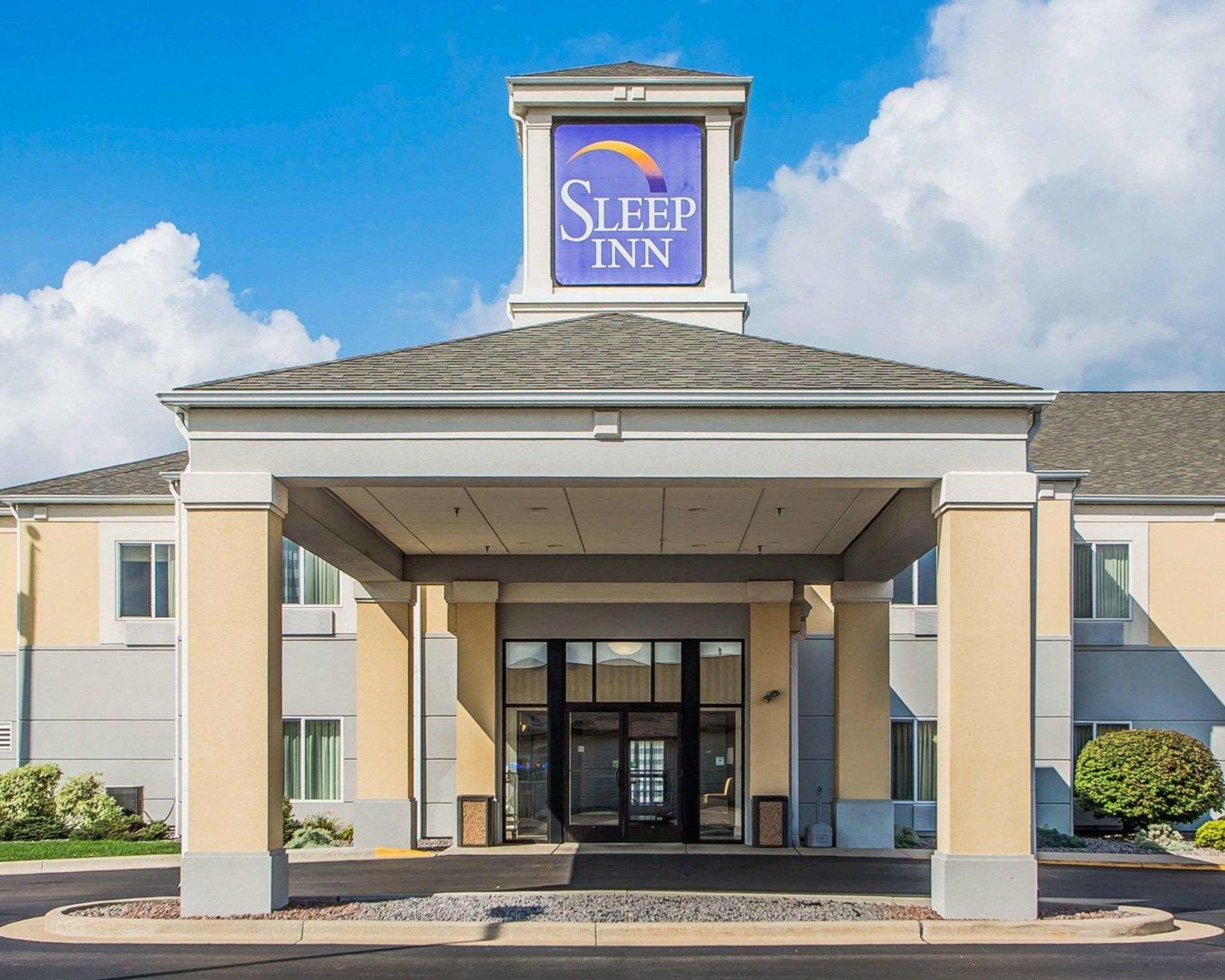 Sleep Inn & Suites — photo 3