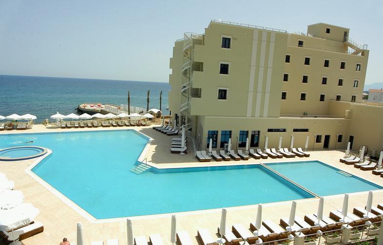 Vuni Palace Hotel & Casino — photo 3