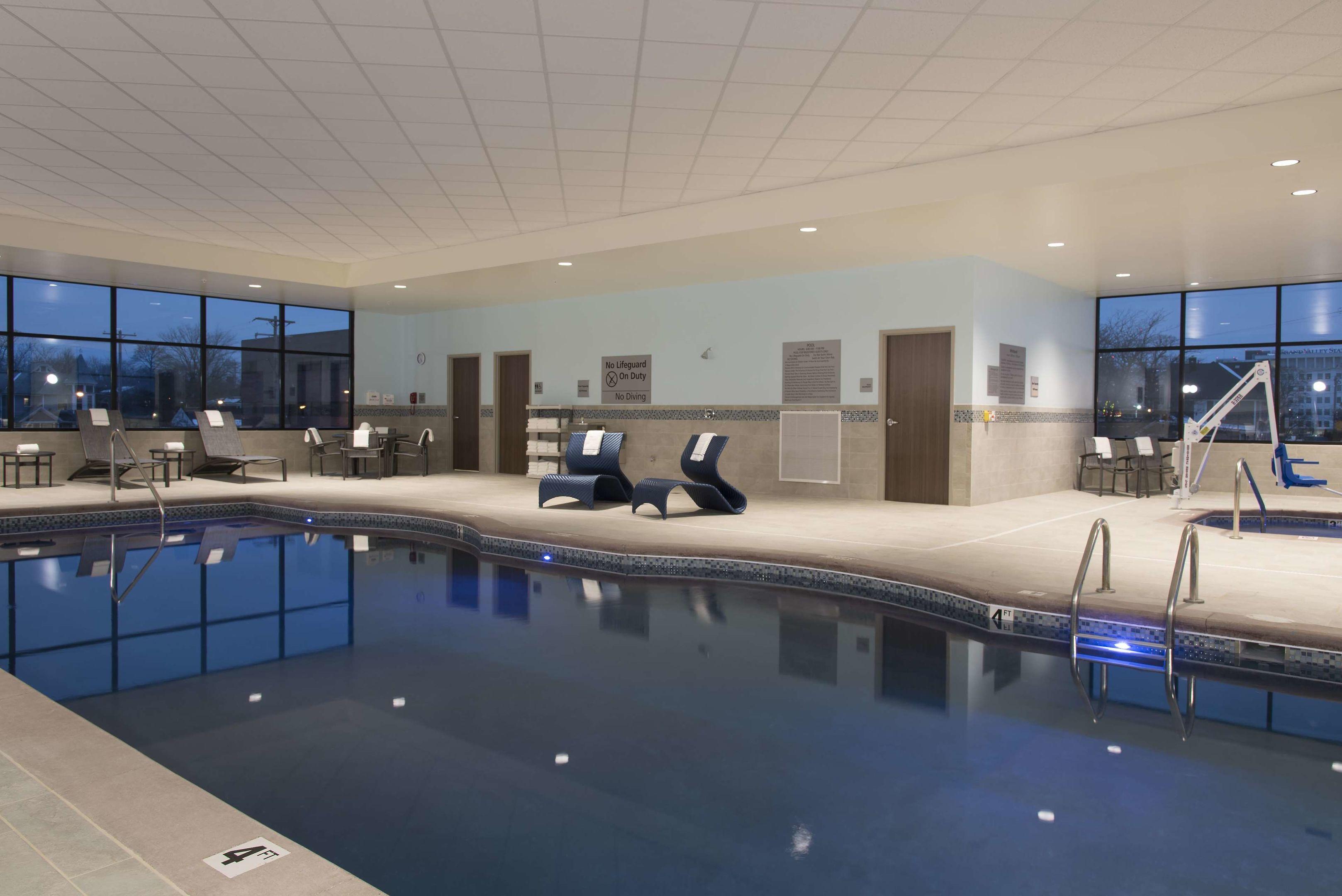 Hampton Inn & Suites Grand Rapids Downtown — photo 4