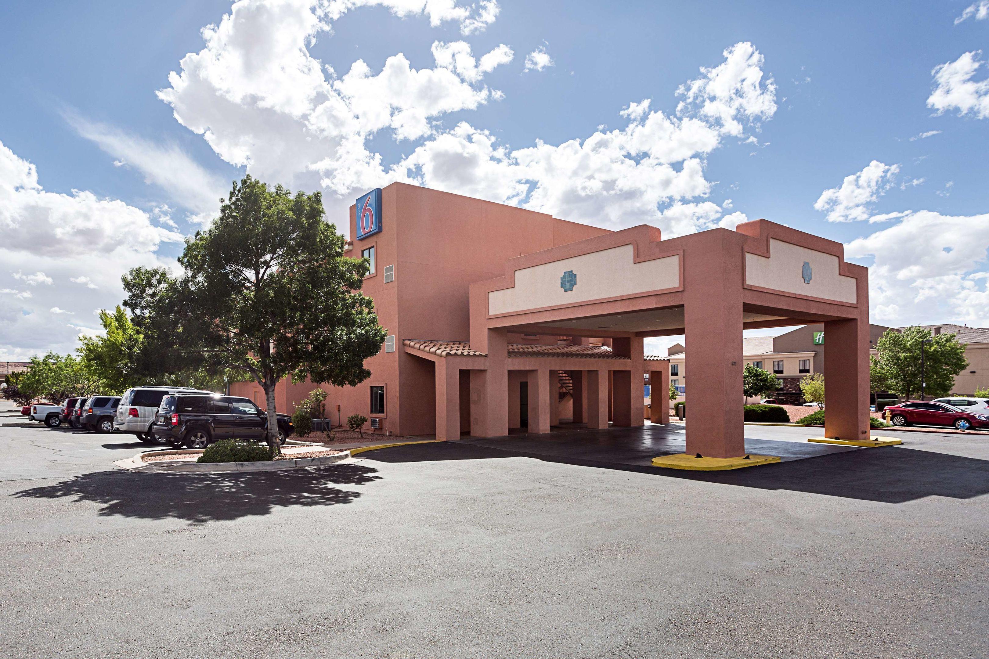 Motel 6 Page — photo 4