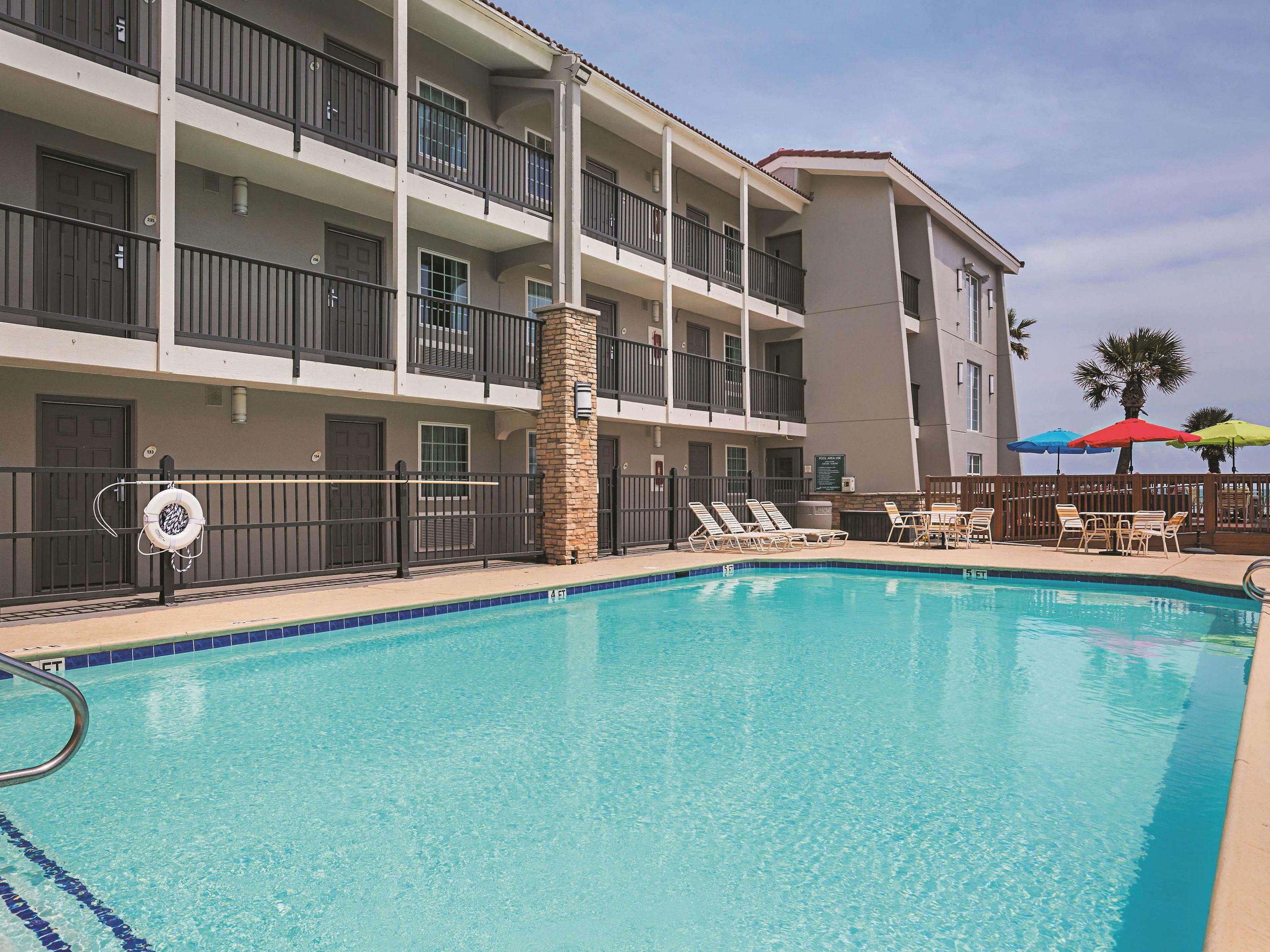 La Quinta Inn by Wyndham Galveston East Beach — photo 4