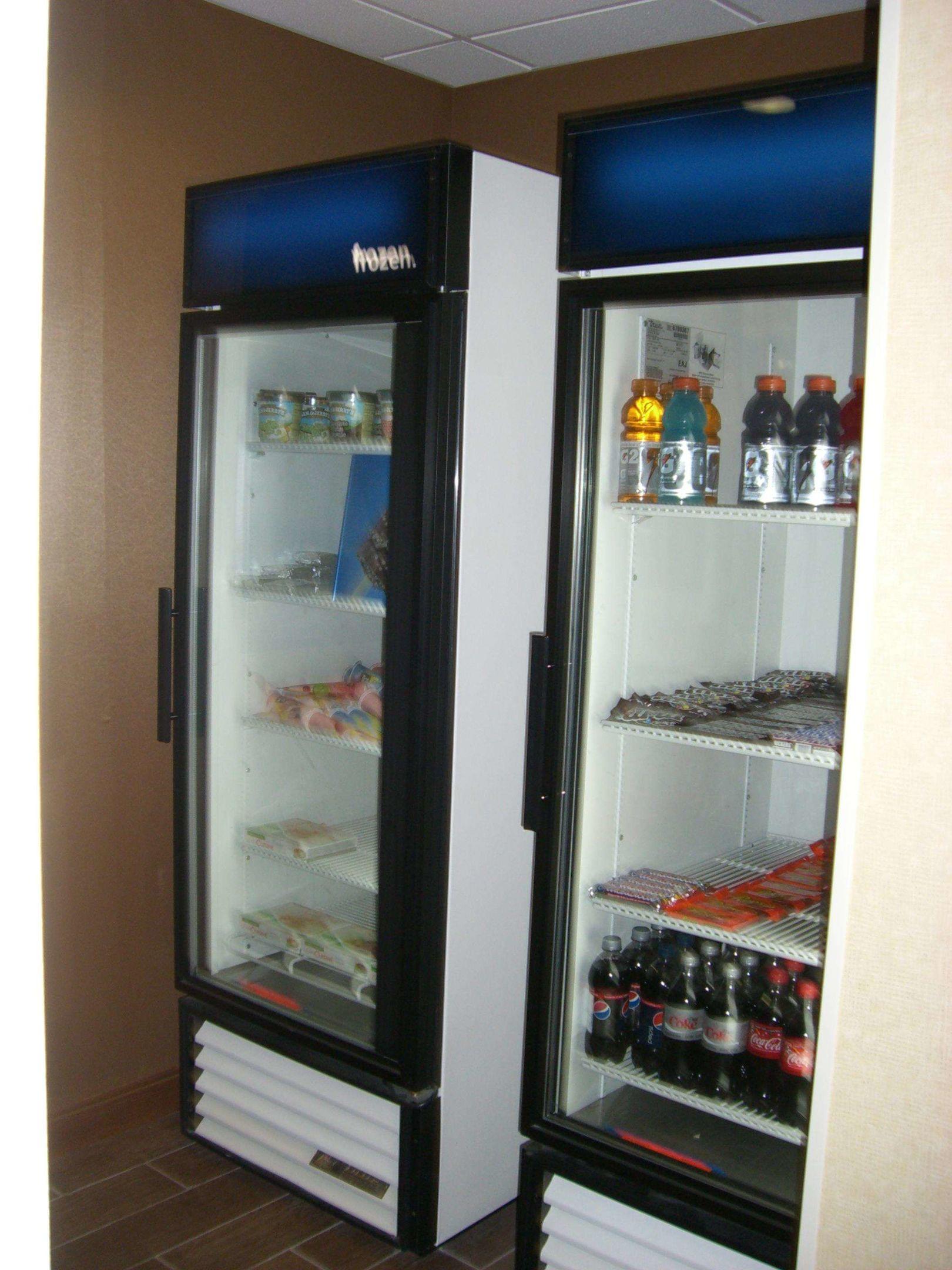 Hampton Inn & Suites Pueblo North — photo 3