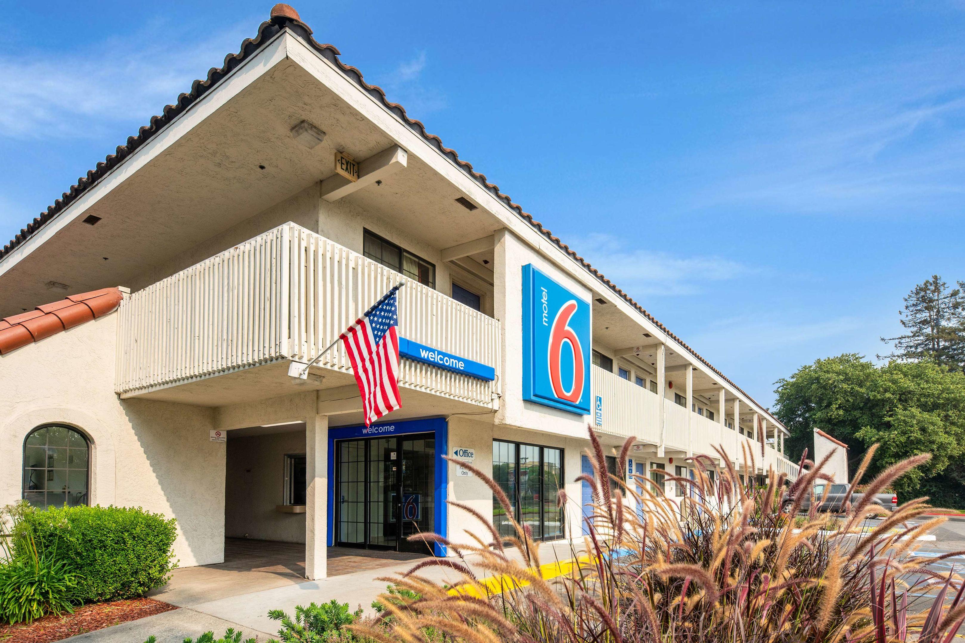 Motel 6 Petaluma — photo 3
