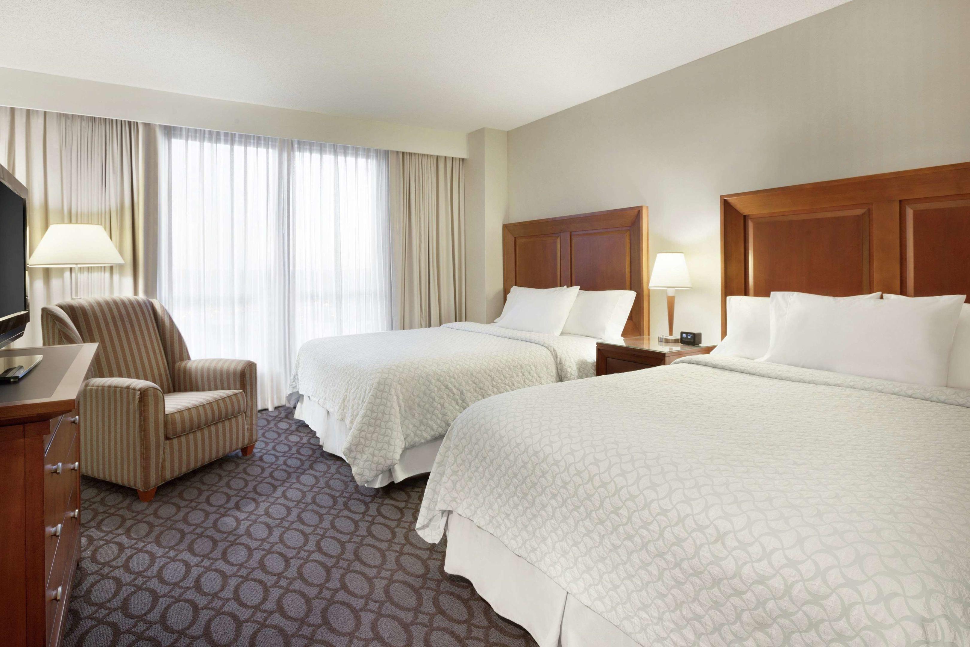 Embassy Suites by Hilton Dulles North/Loudoun — photo 4