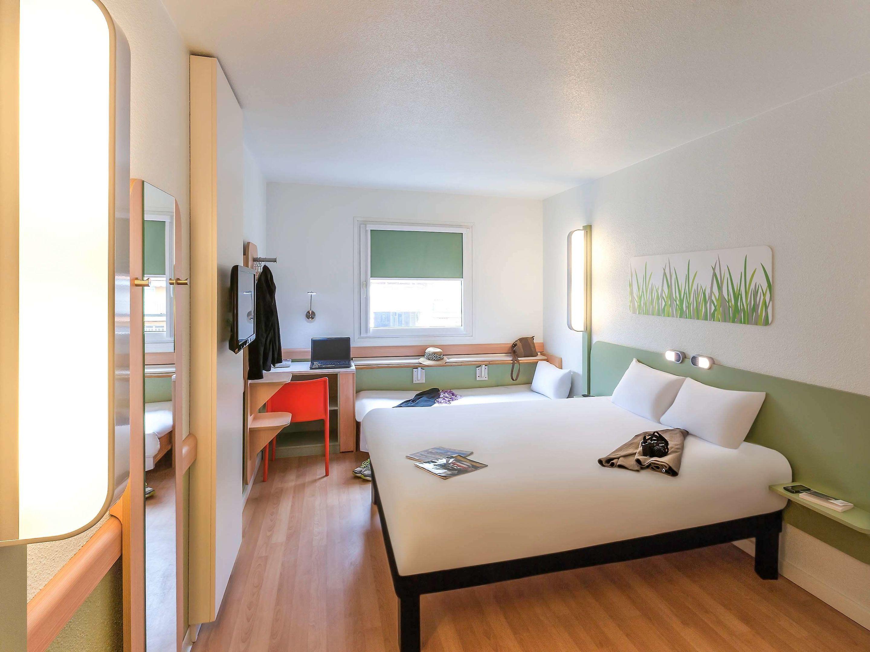 ibis budget Valencia Aeropuerto — photo 4