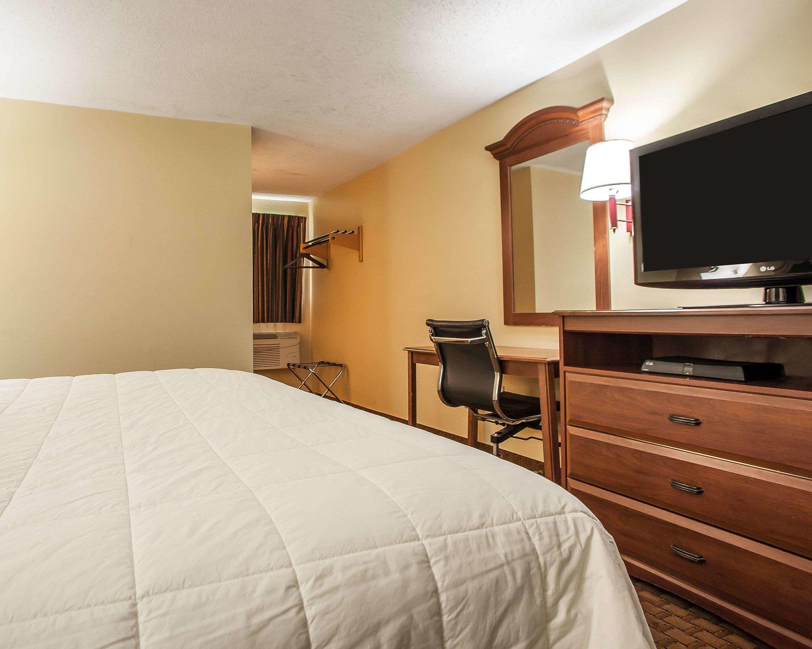 Econo Lodge — photo 4