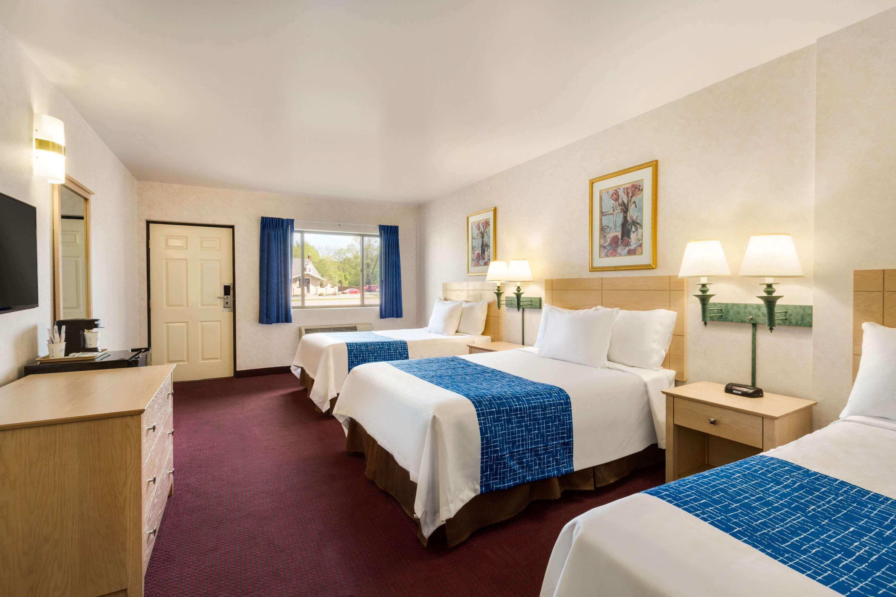 Travelodge Niagara Falls — photo 4