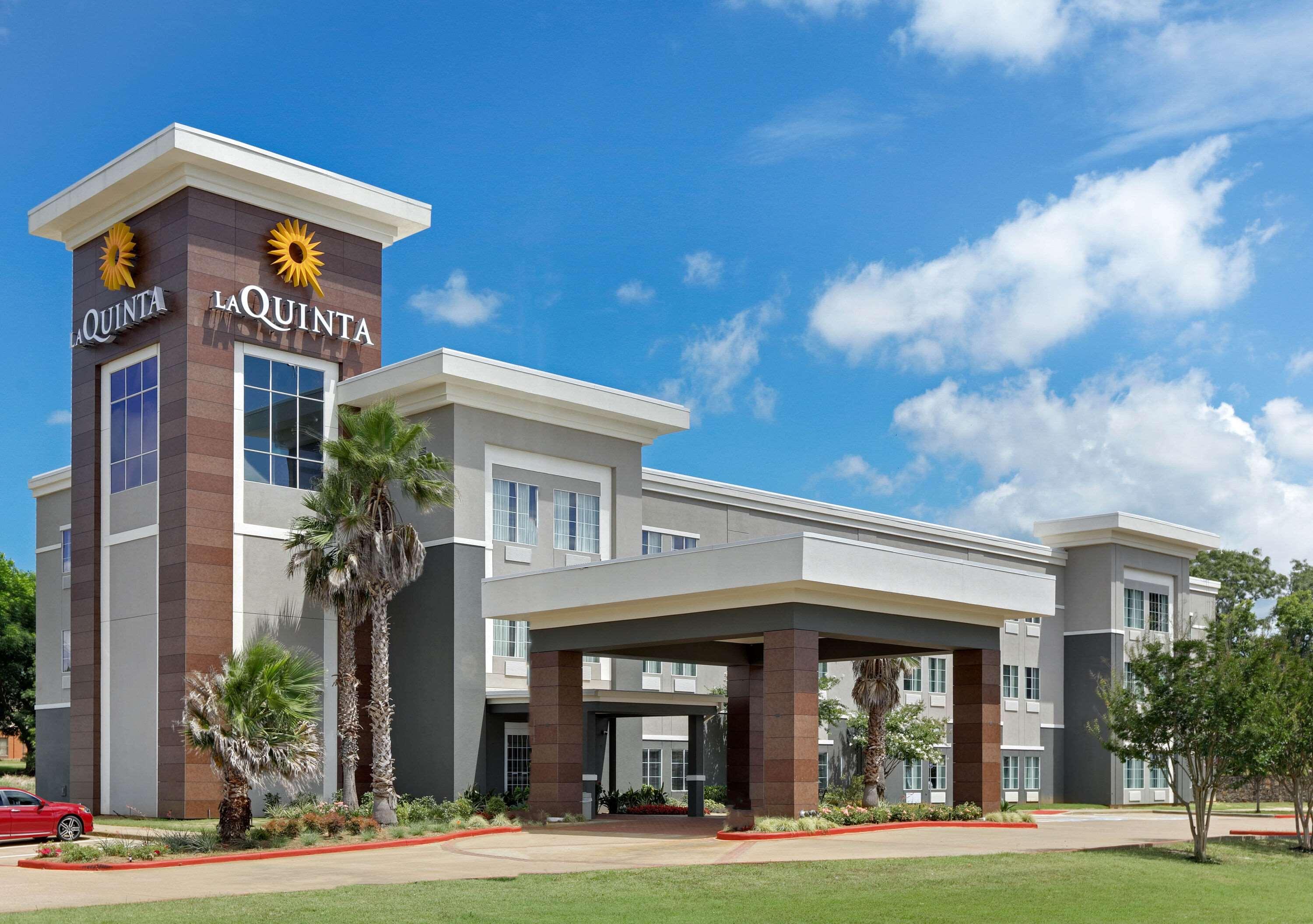La Quinta Inn & Suites Jacksonville — photo 4
