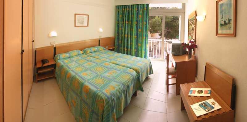 Isla de Cabrera Aparthotel — photo 2