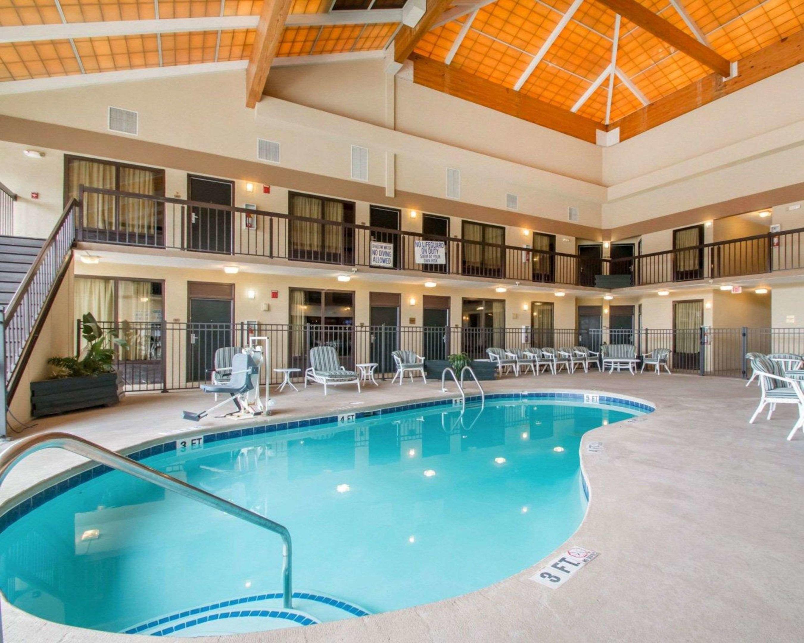Quality Inn & Suites — photo 5