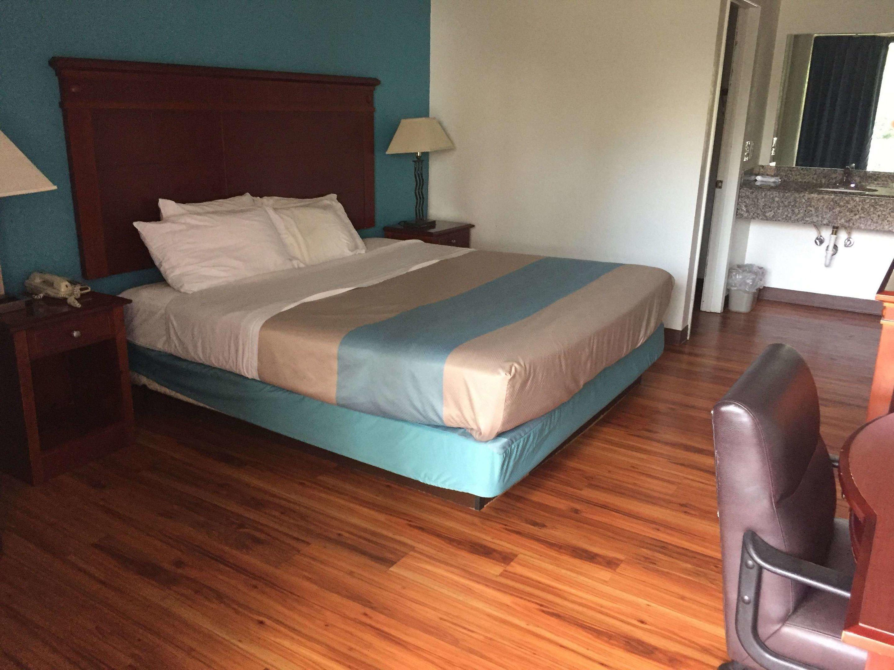 Motel 6 Nashville — photo 4