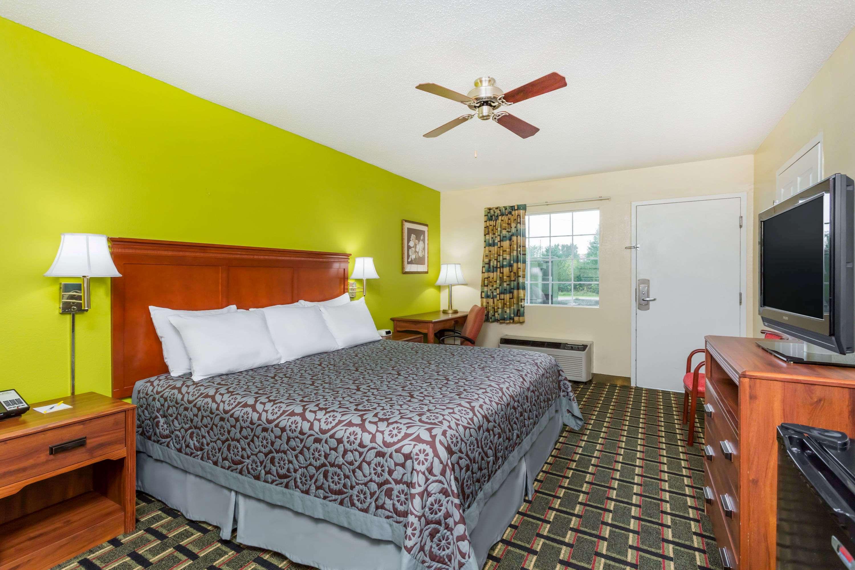 Days Inn Trenton — photo 5