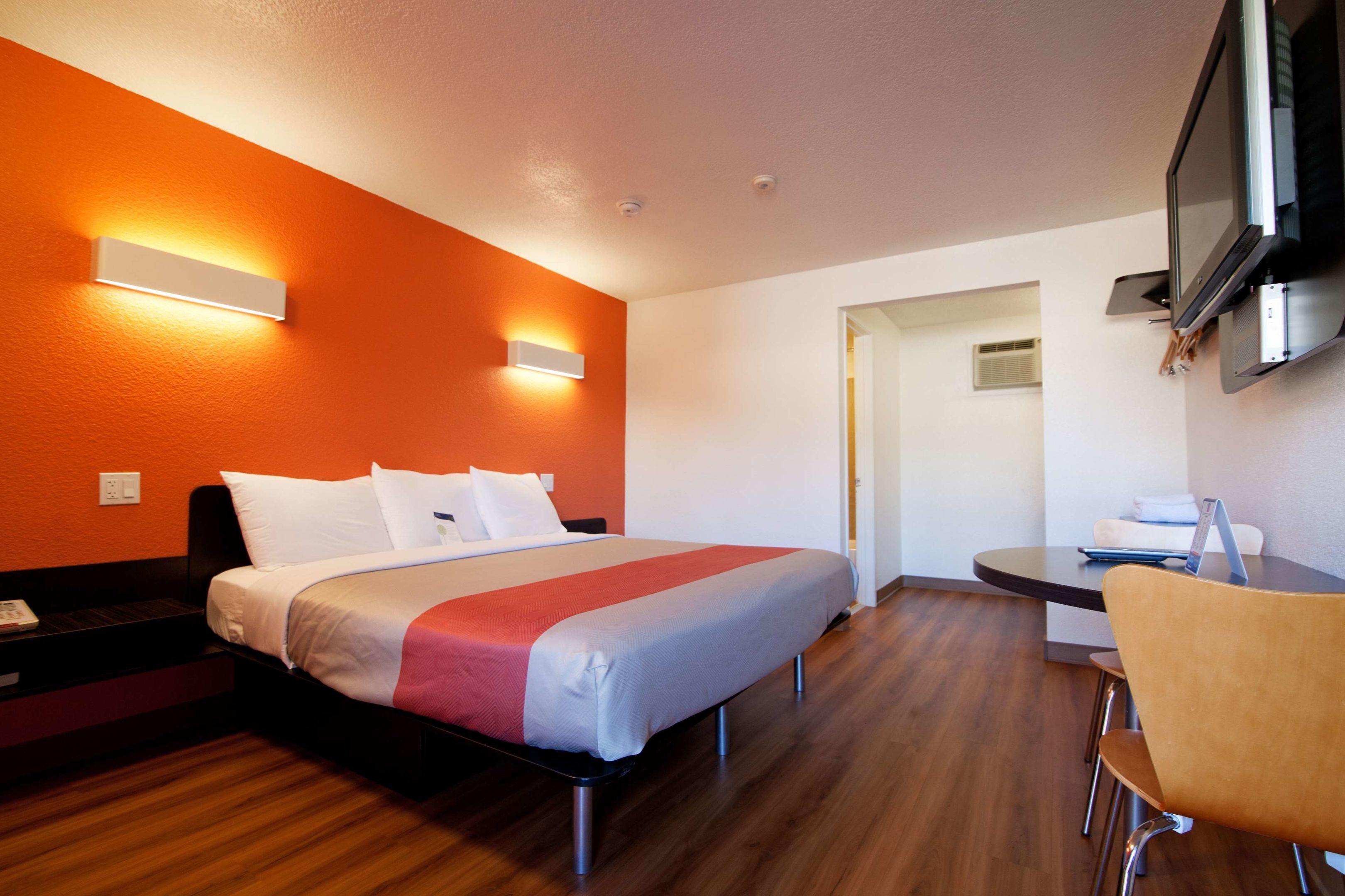 Motel 6 Bremerton — photo 4