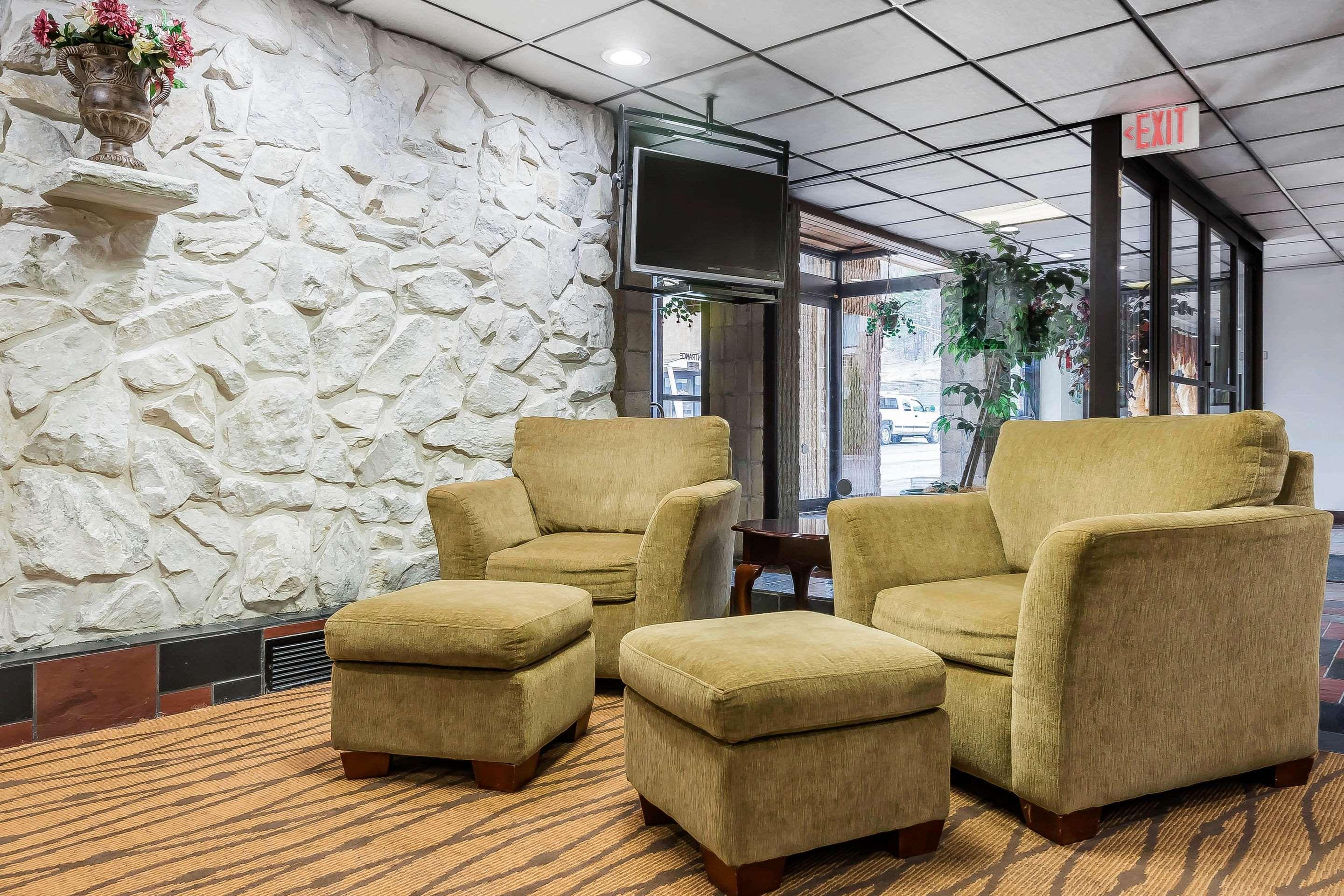 Howard Johnson Binghamton — photo 4
