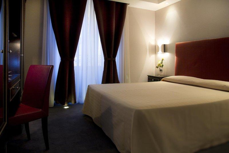 The Marcella Royal Hotel - Rooftop Garden — photo 4