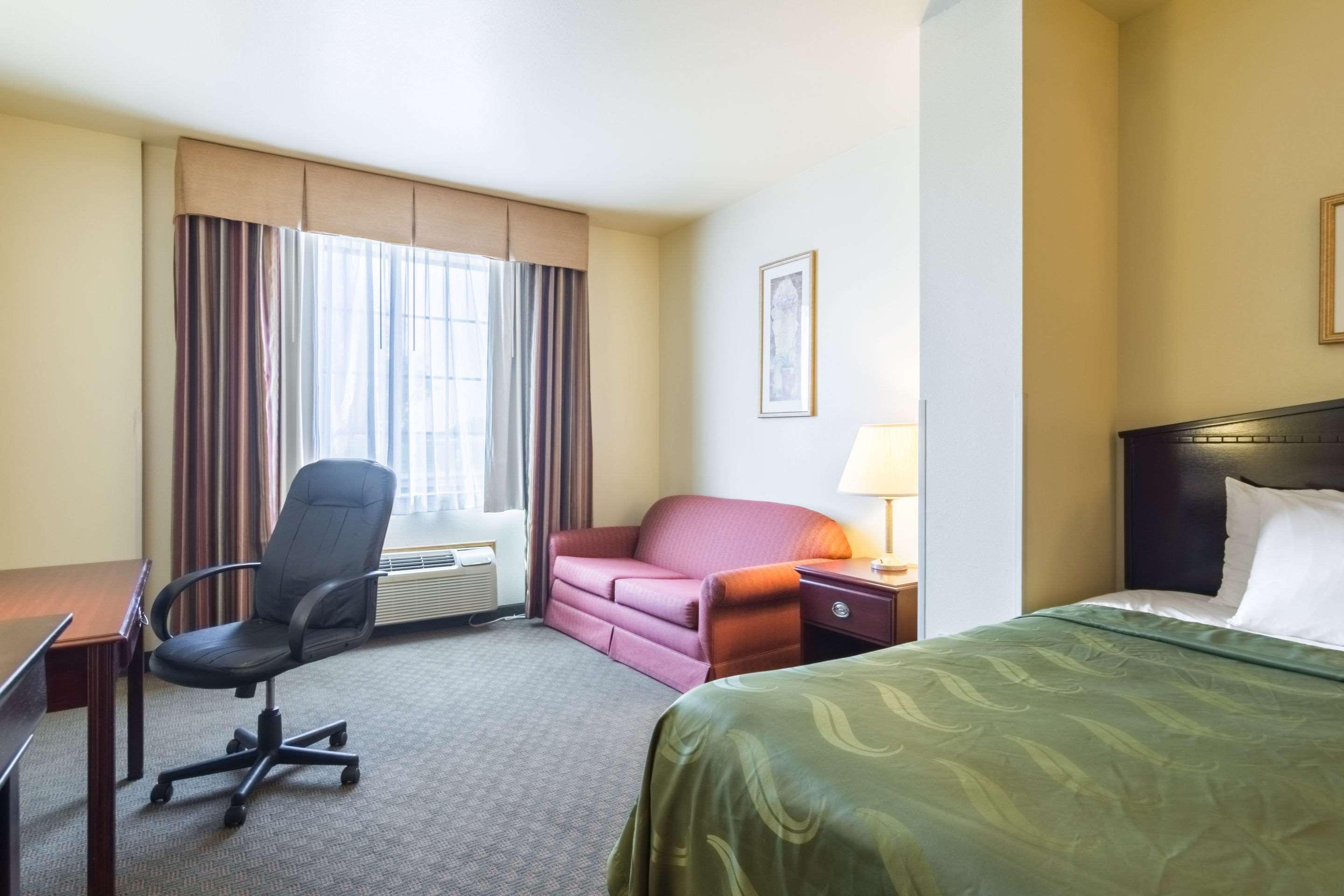 Quality Inn & Suites — photo 4