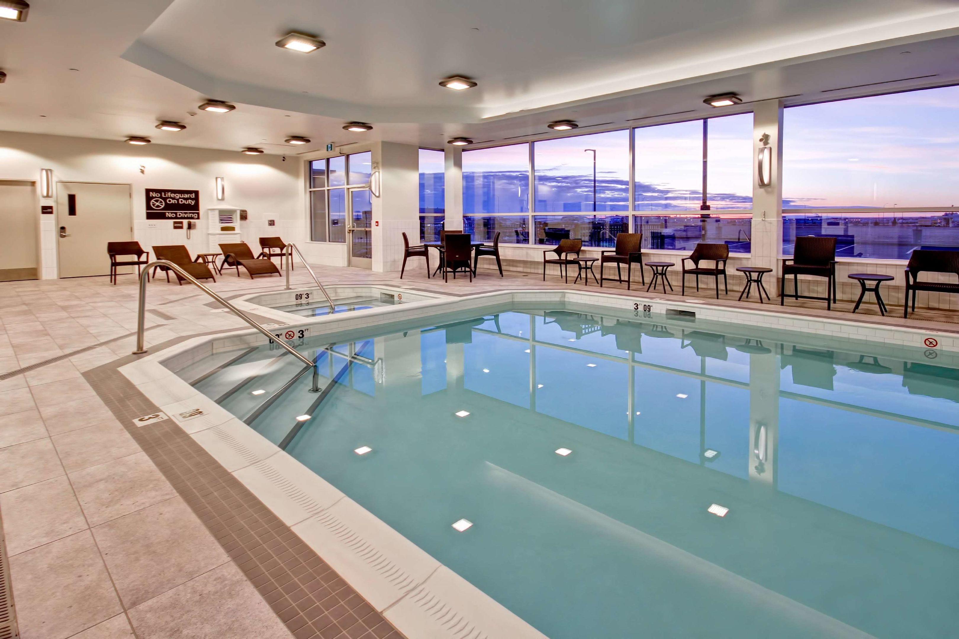 Hampton Inn & Suites-Grande Prairie — photo 3