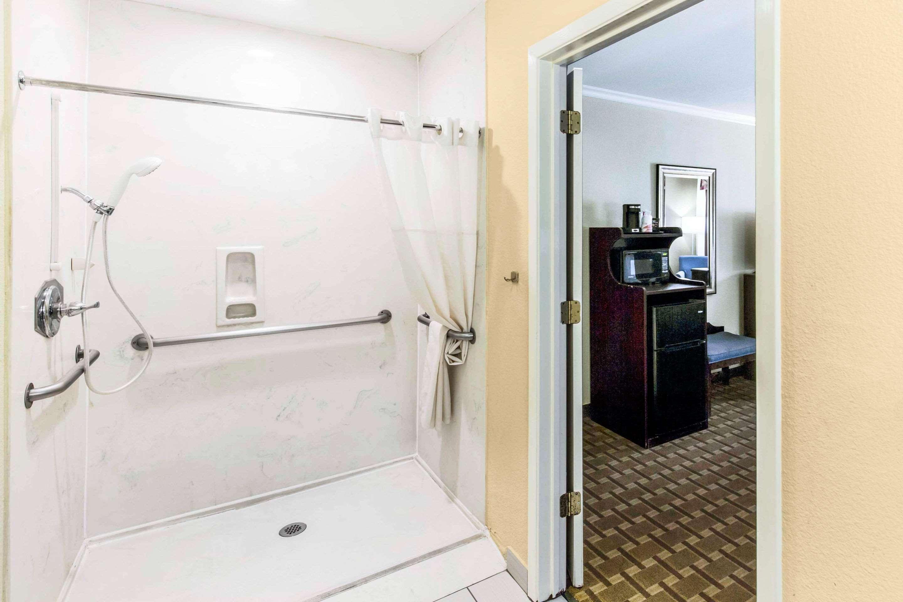 Quality Inn — photo 5