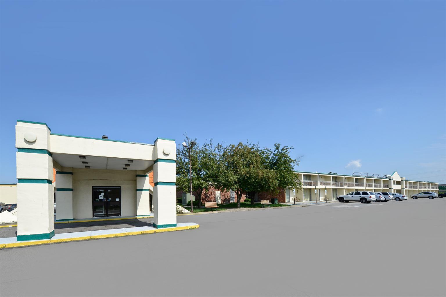 Americas Best Value Inn — photo 4