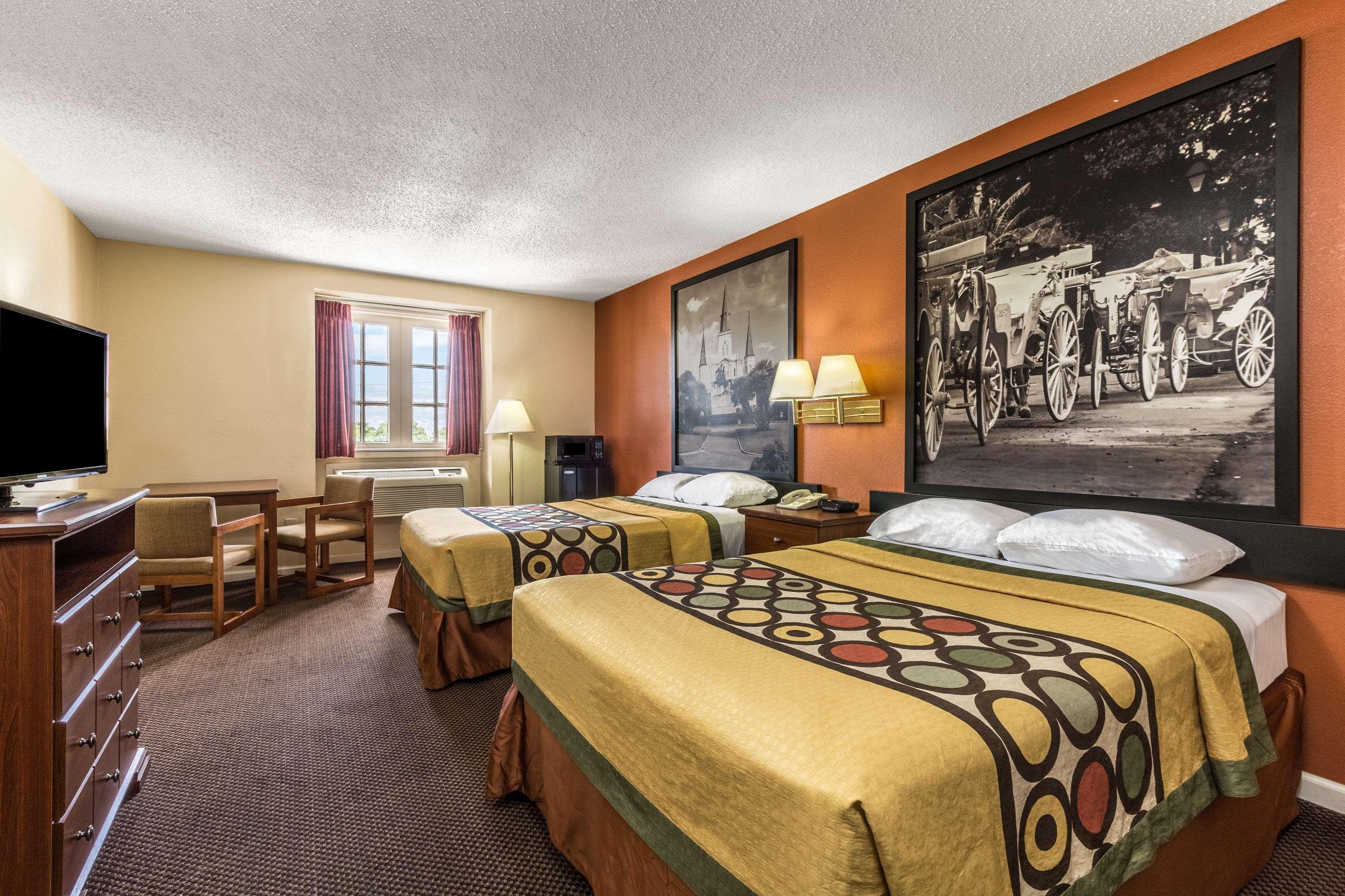 Super 8 by Wyndham New Orleans — photo 4