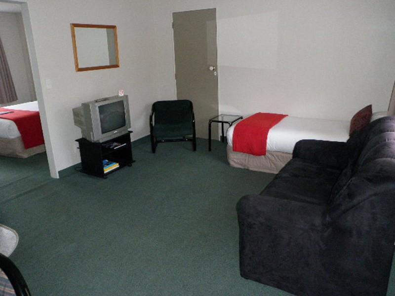 Durham Motor Inn — photo 3