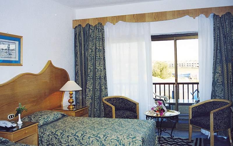 Turquoise Beach Hotel — photo 4