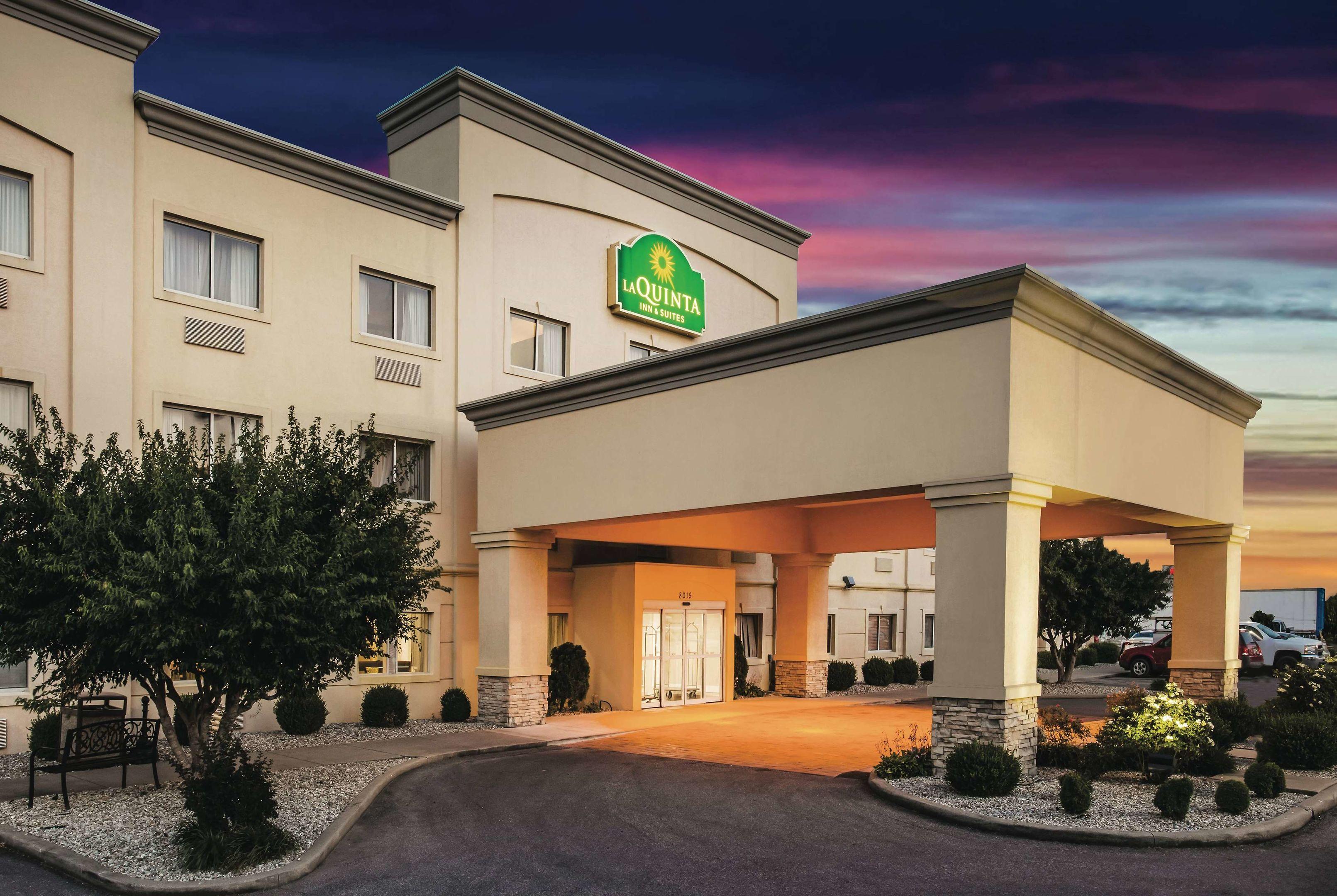 La Quinta Inn & Suites Evansville — photo 3