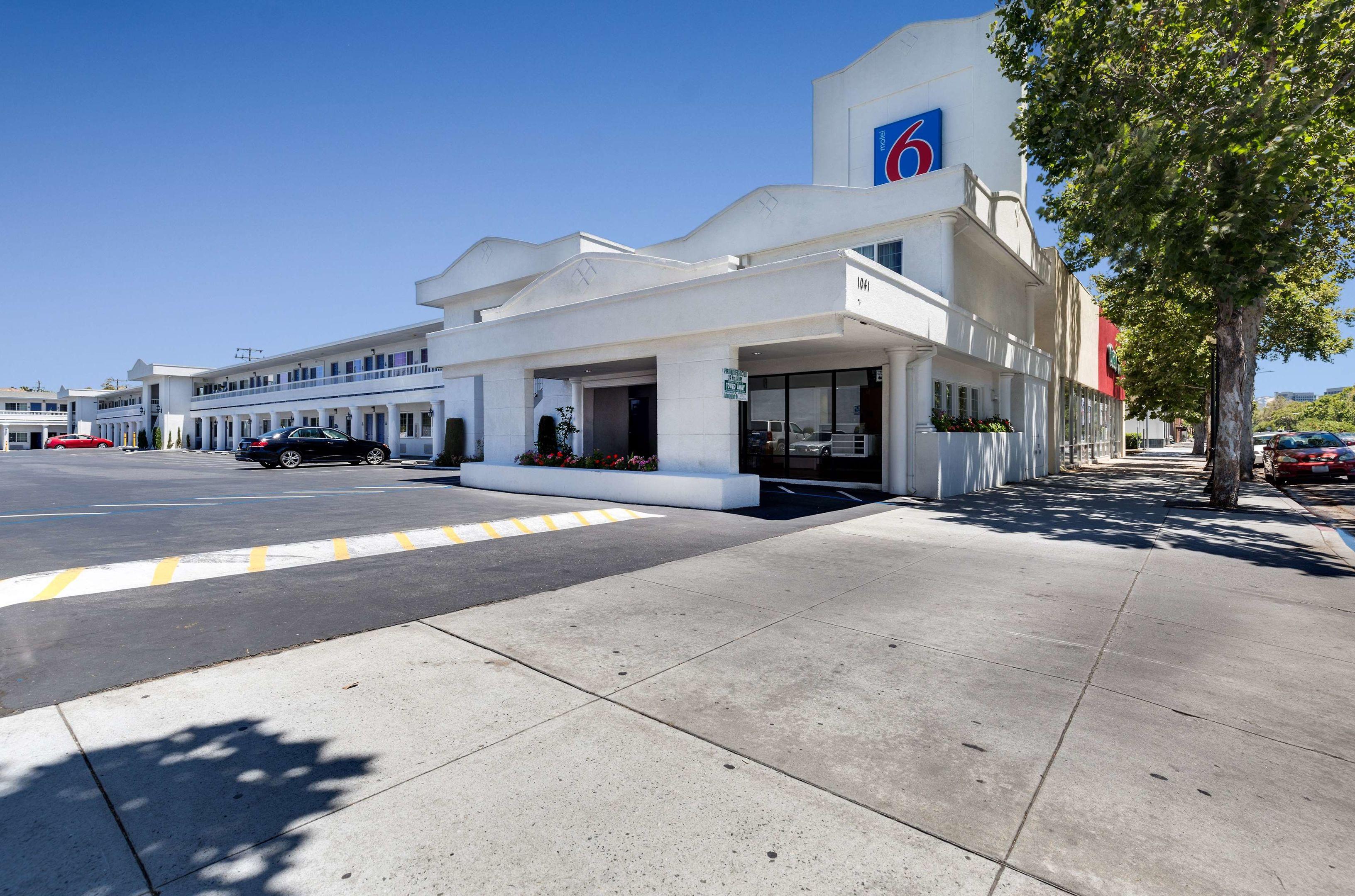 Motel 6 San Jose Convention Center — photo 4