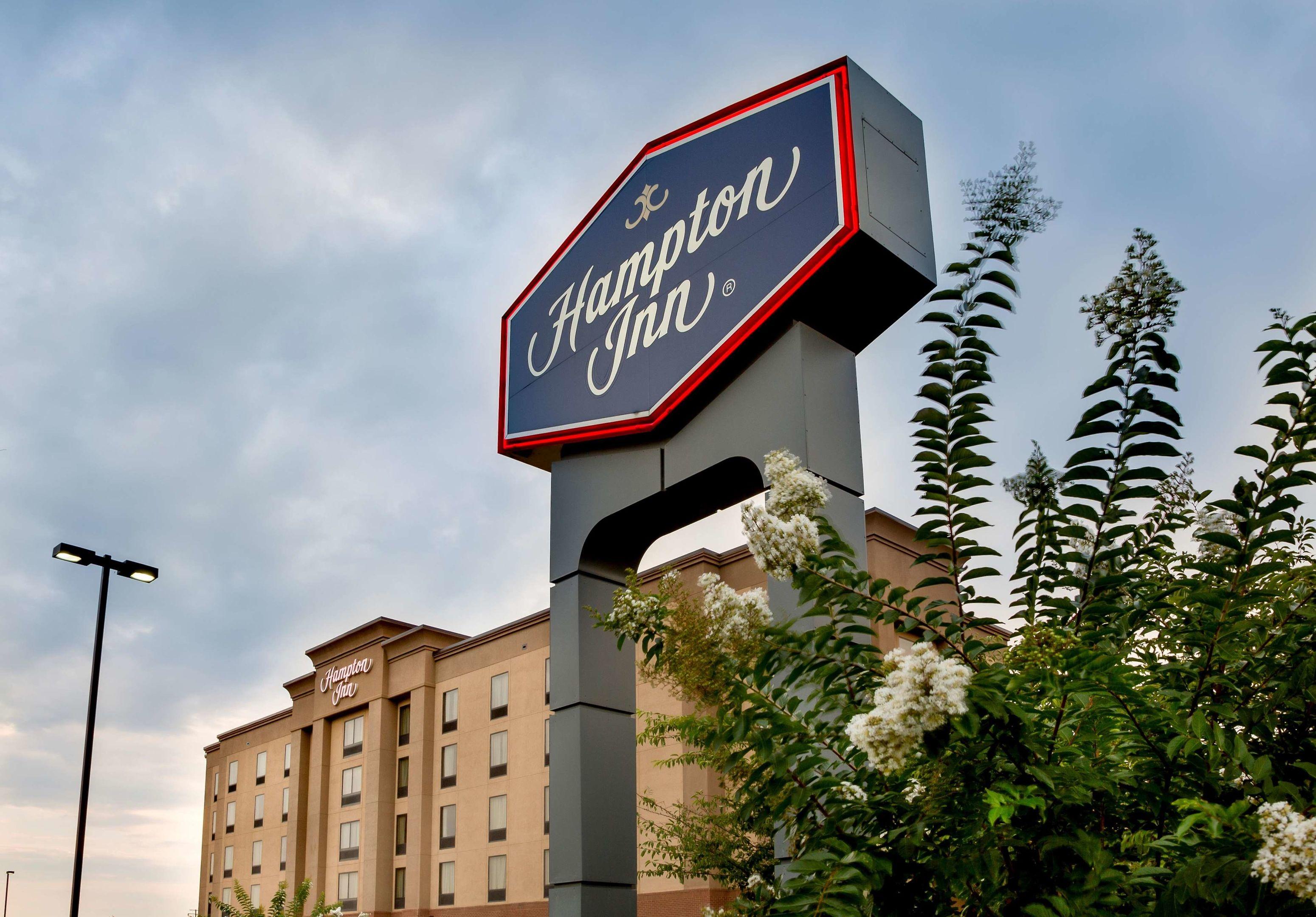 Hampton Inn Harrisonburg - South — photo 3