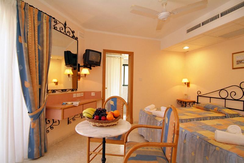 Porto Azzurro Aparthotel — photo 4