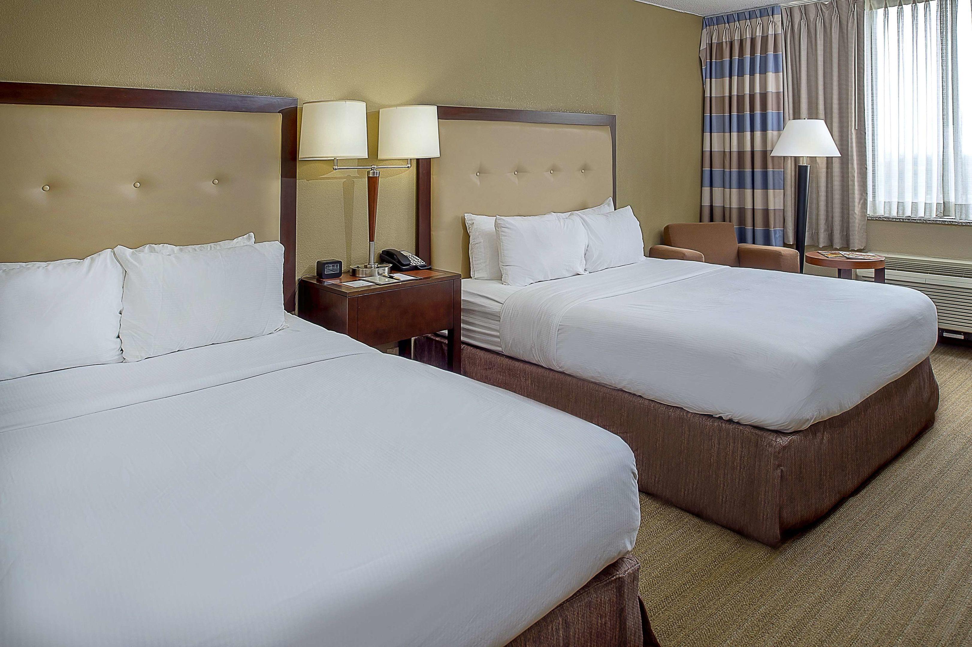 Doubletree by Hilton St. Louis - Westport — photo 4