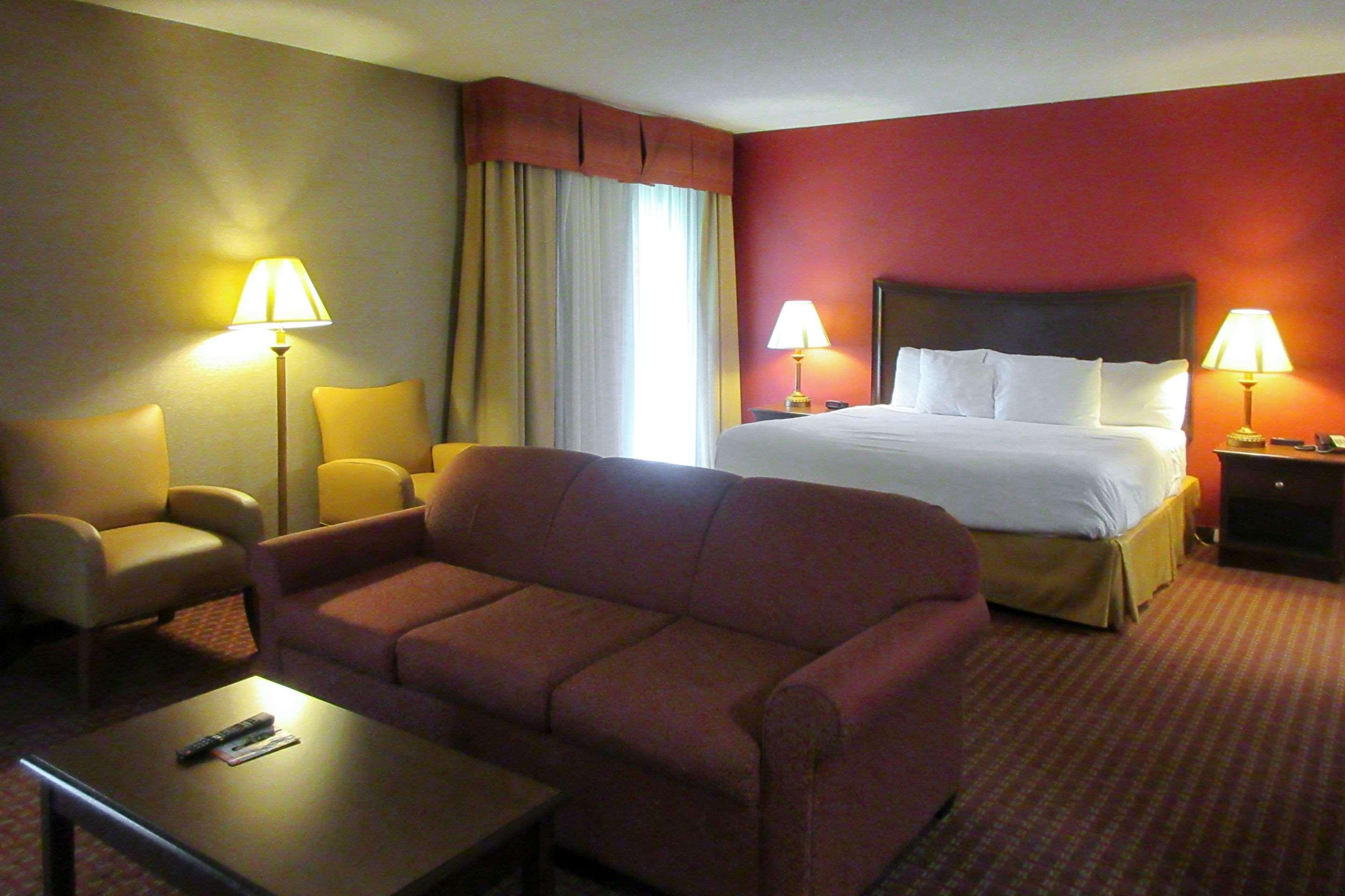 Quality Inn & Suites — photo 5