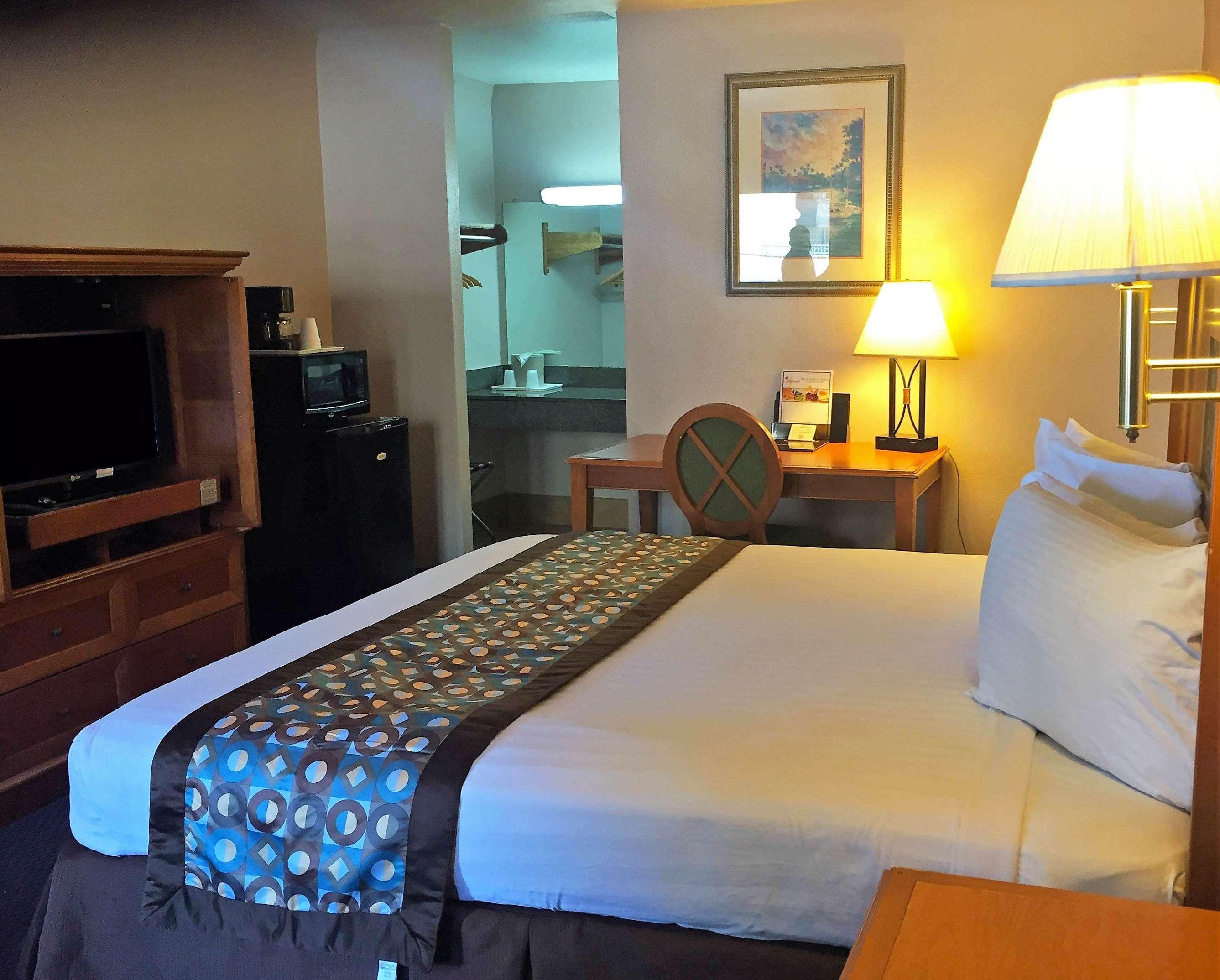 Americas Best Value Inn — photo 5