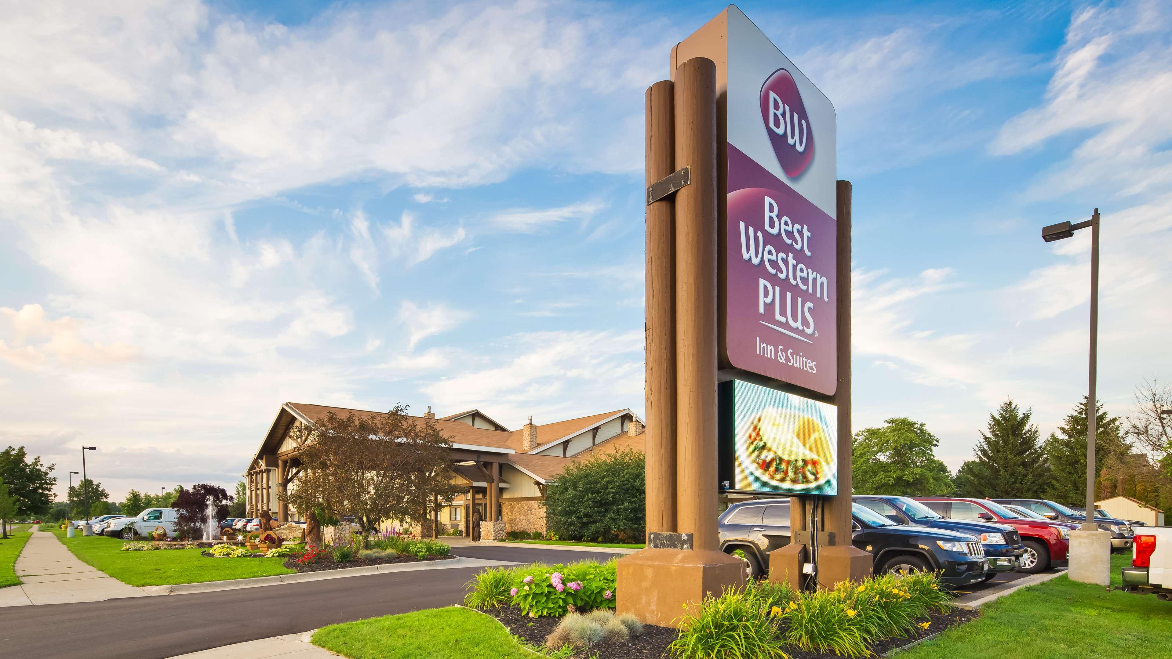 Best Western Plus Holland Inn & Suites — photo 3